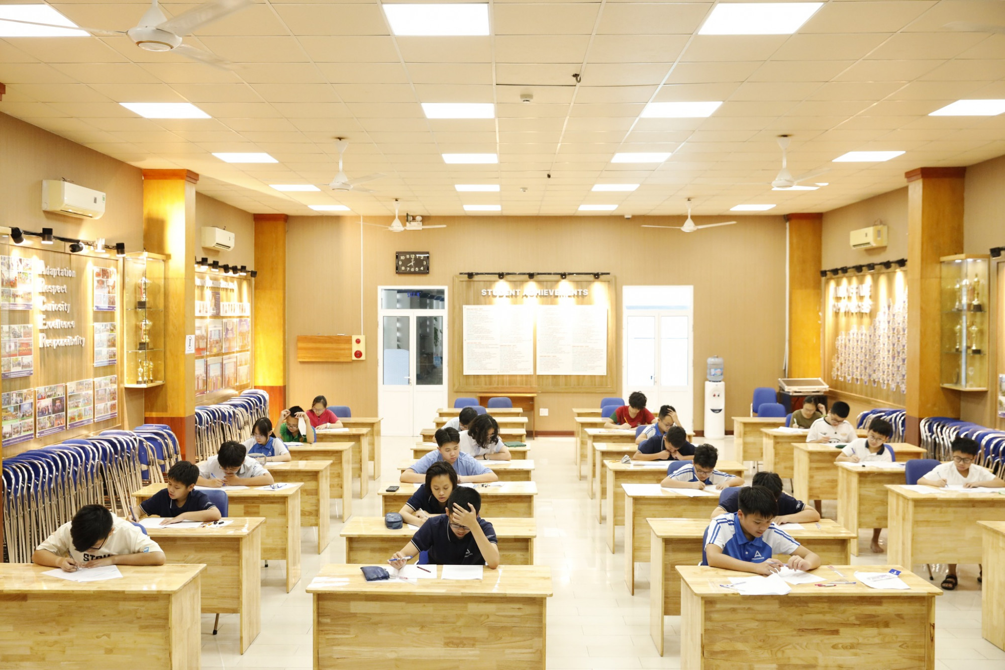 Vòng chọn đội tuyển tham dự cuộc thi IYMC 2025 diễn ra tại trường THCS Archimedes Academy_Ảnh: IMC Vietnam.