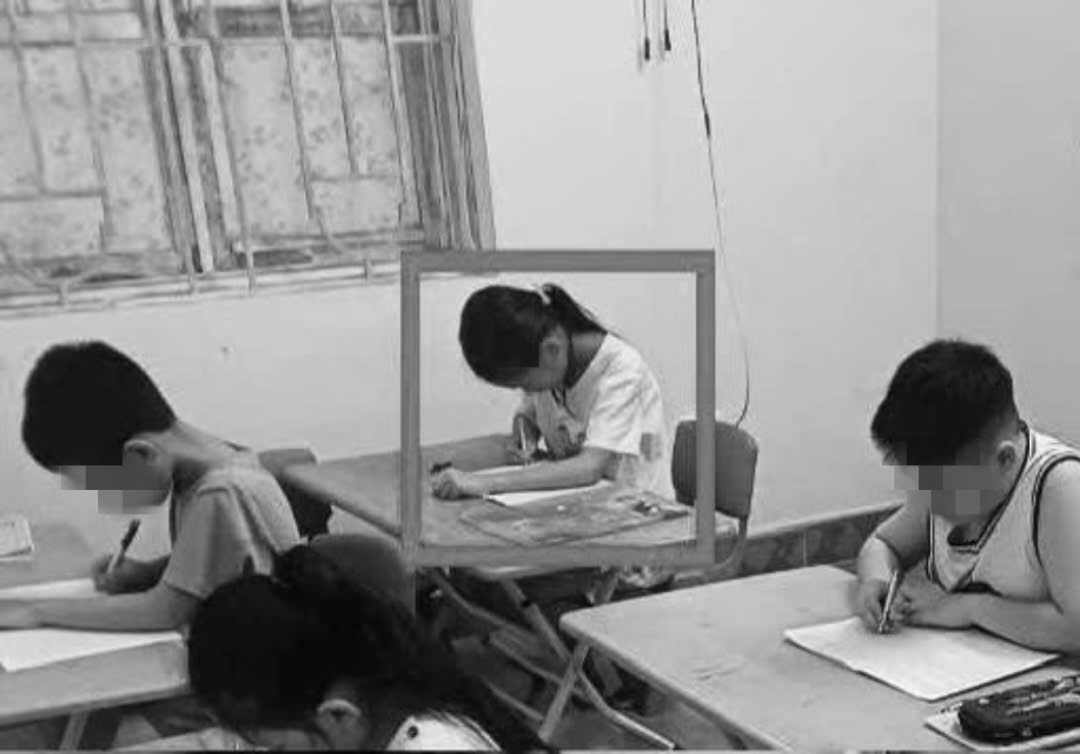Bé Th., con gái 