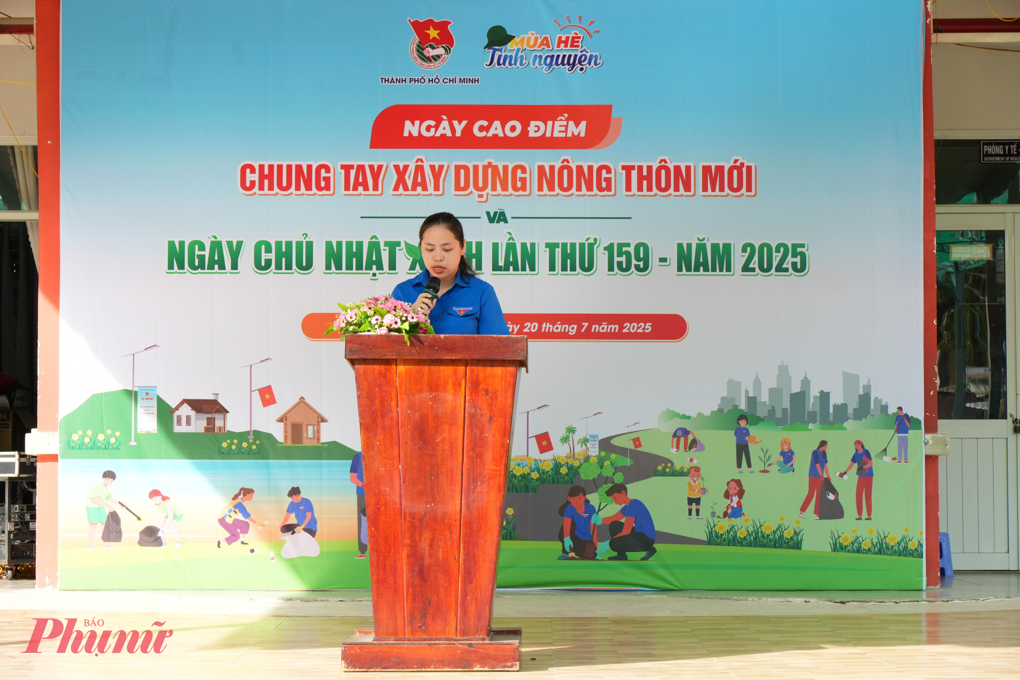 Bà Trịnh Thị Hiền Trân– Phó Bí thư Thành Đoàn, Chủ tịch hội đồng Đội TP.HCM phát biểu phát động ngày cao điểm