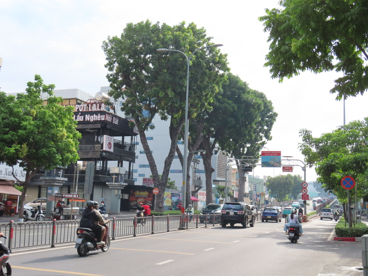 Phường Diên Hồng -TPHCM: Tên gọi nhắc nhớ hào khí non sông Đoạn Ba Tháng Hai, đoạn thuộc phường Diên Hồng ngày nay. Ảnh: Hương Nhu