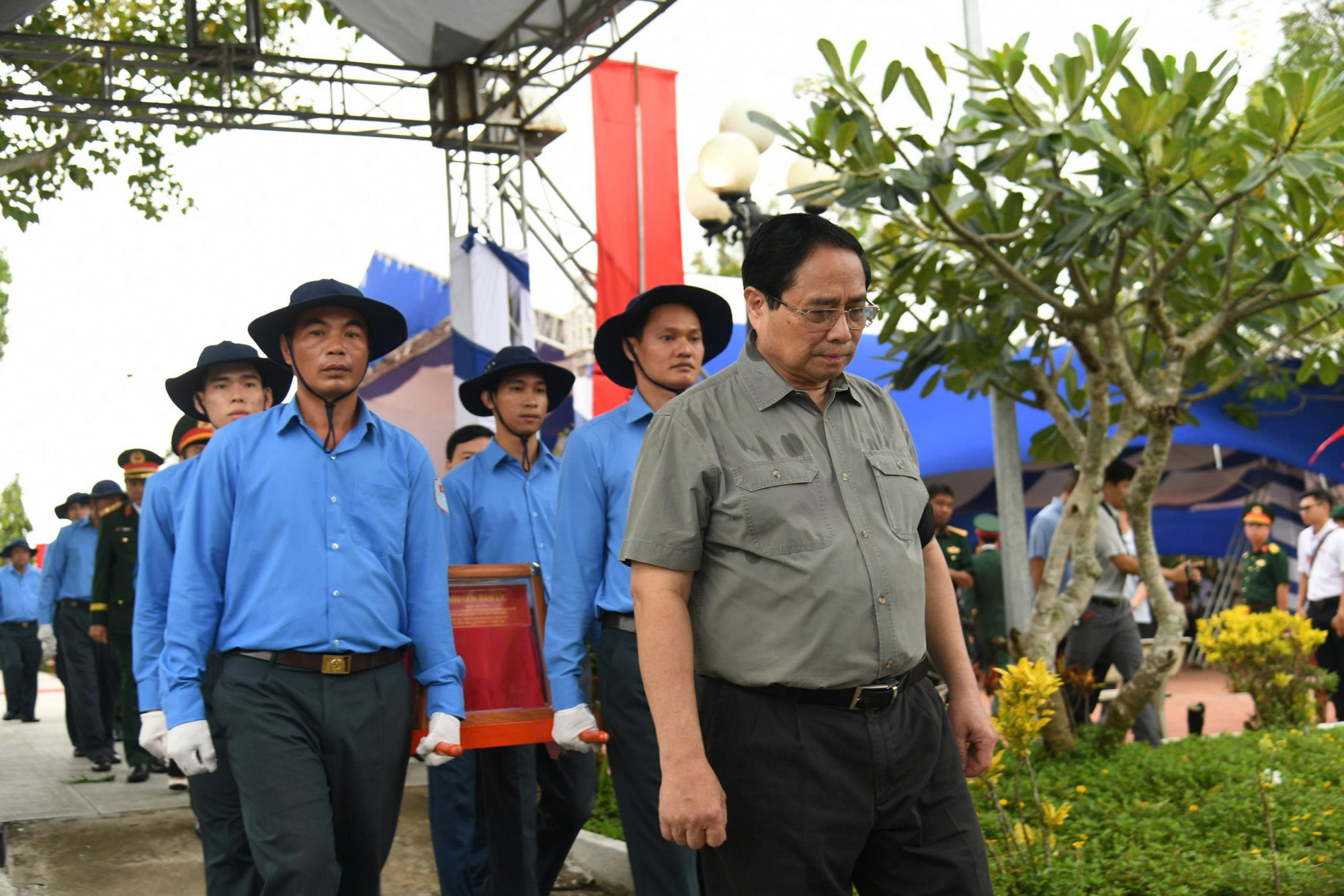 Thủ tướng