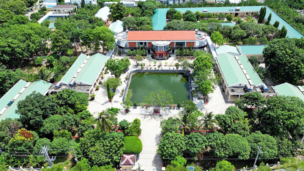 Bài 1: Gửi tuổi đôi mươi lại chiến trường Trung tâm Nuôi dưỡng thương bệnh binh và người có công Long Đất rộng gần 4ha, hiện nuôi dưỡng 46 thương bệnh binh nặng - ẢNH: NGUYỄN QUANG