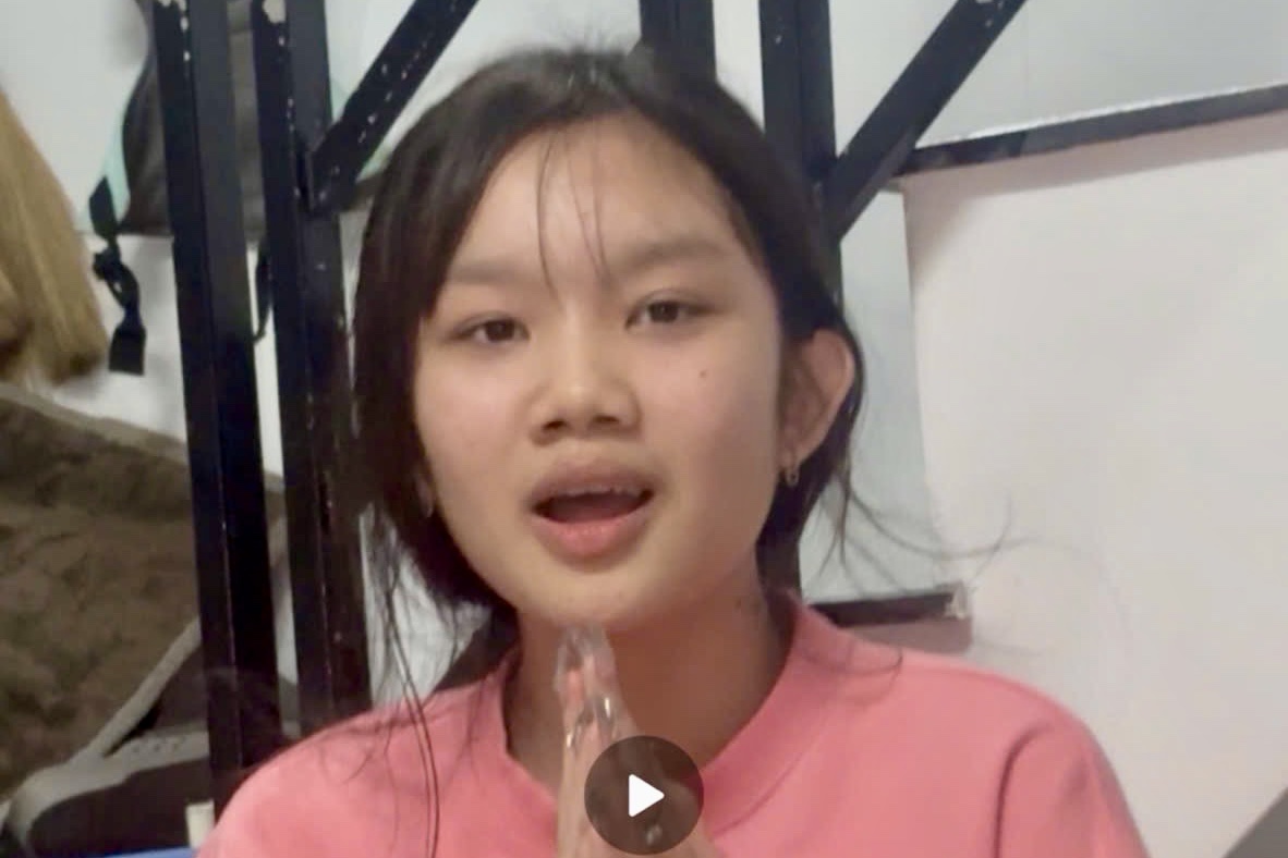 Nữ sinh mất liên lạc với gia đình. Ảnh: GĐCC
