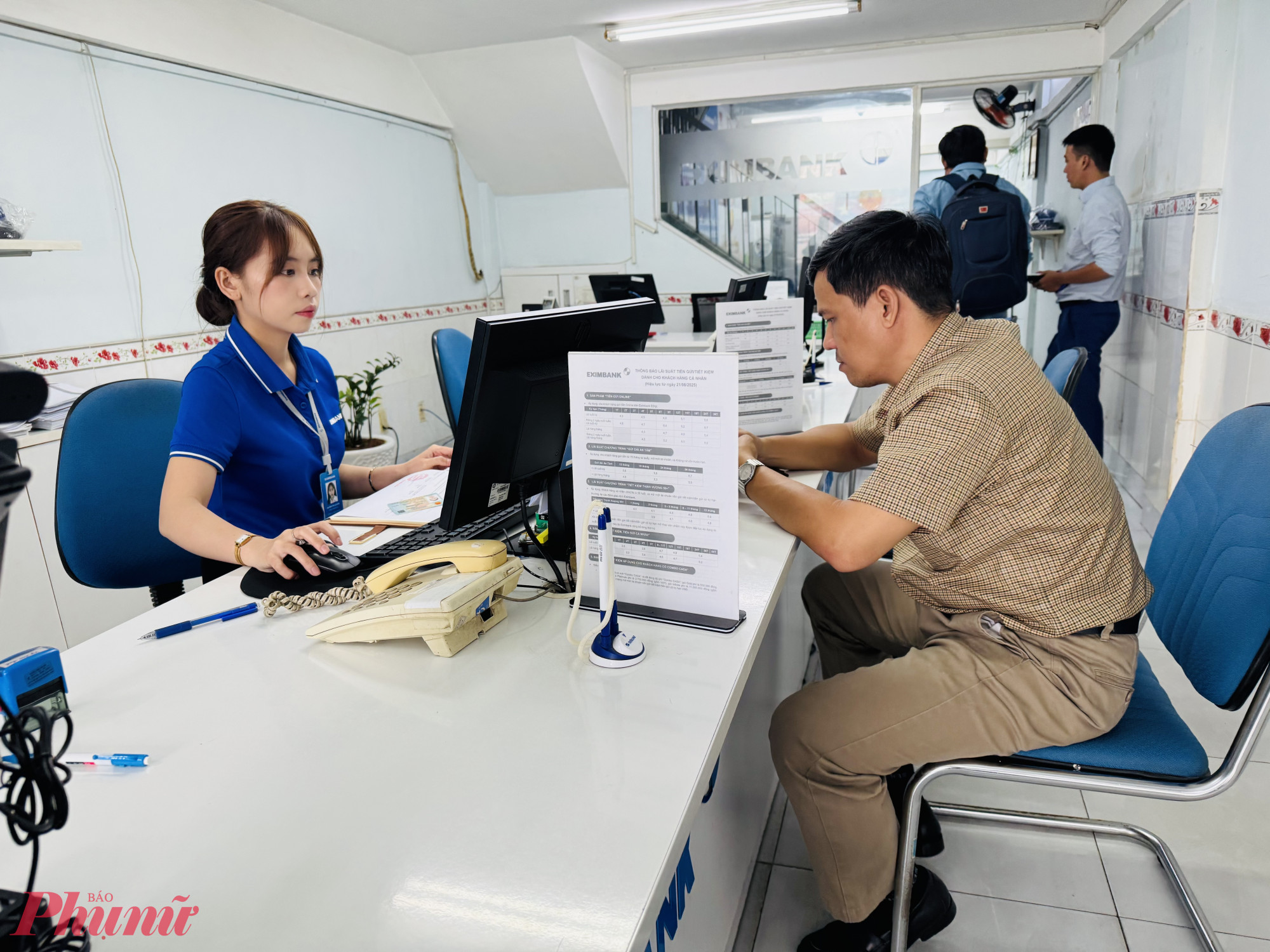 Từ đầu tháng 7/2025 đến nay, lãi suất huy động chỉ tăng nhẹ 0,05% ở 1 số kỳ hạn, riêng lãi suất cho vay thì tiếp tục giảm - Ảnh: Thanh Hoa