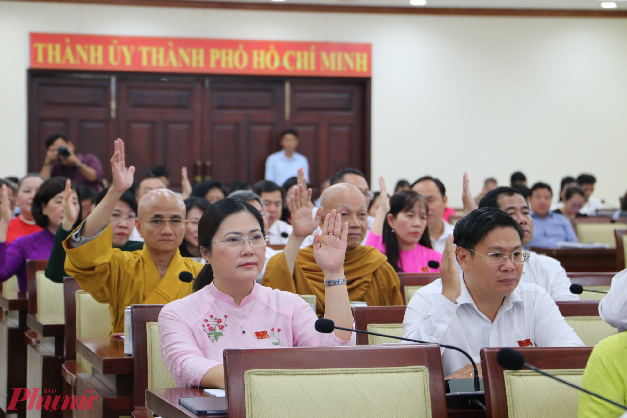 HĐND TPHCM tổ chức kỳ họp thứ 2 để xem xét ngân sách, đầu tư công, chính sách hỗ trợ nhà chung cư và công tác nhân sự sau khi sáp nhập 3 tỉnh thành - Ảnh: Thanh Tâm