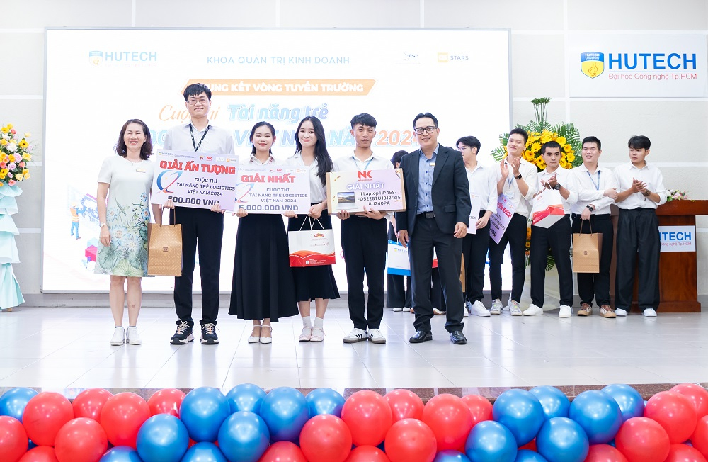 Sân chơi học thuật tạo điều kiện cho sinh viên phát triển tư duy sáng tạo và khả năng giải quyết vấn đề - Ảnh: HUTECH