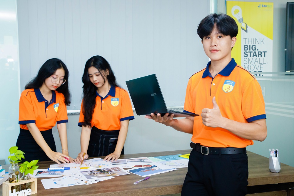 Kỷ nguyên số hóa mở ra cánh cửa nghề nghiệp tiềm năng cho sinh viên trong ngành Logistics - Ảnh: HUTECH