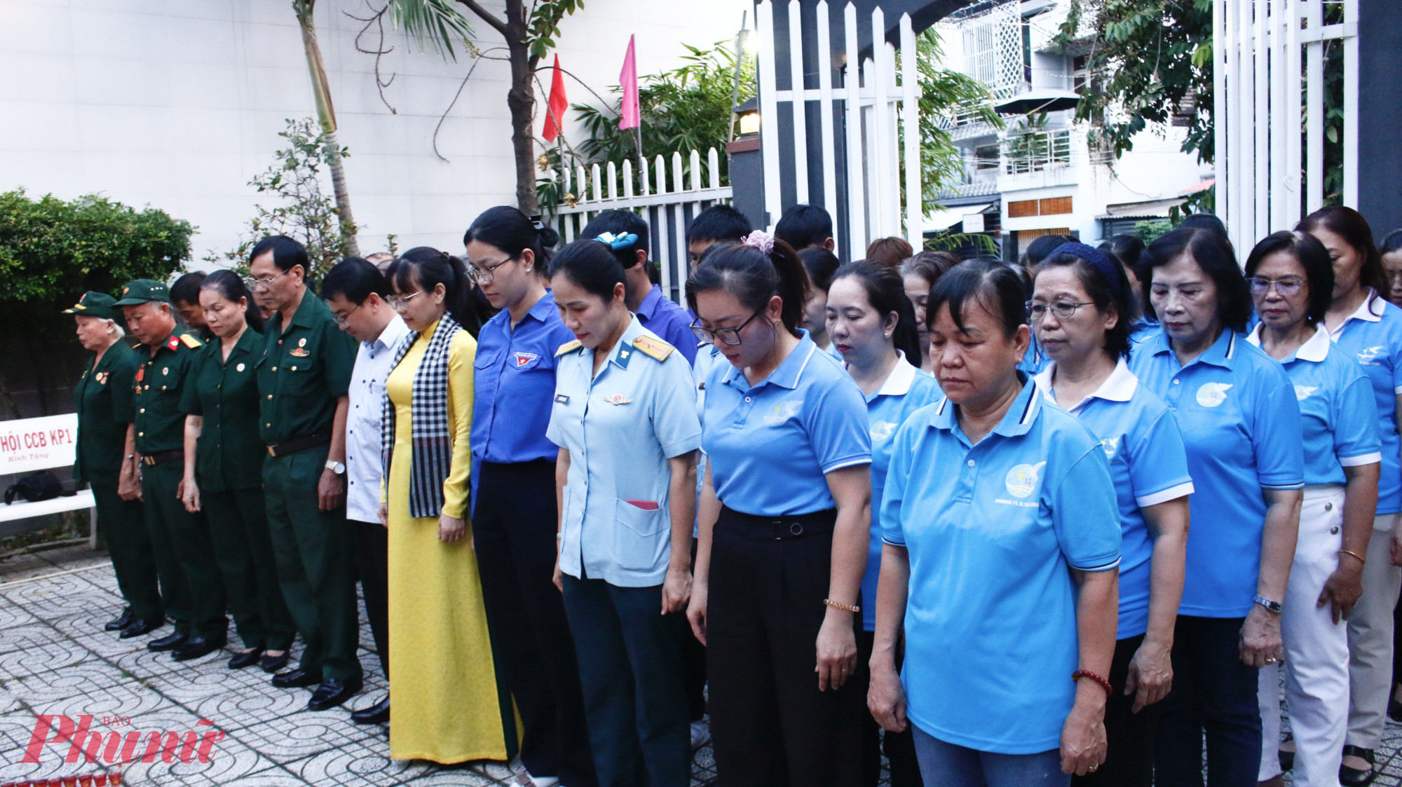 Đoàn dành một phút mặc niệm tưởng nhớ các anh hùng liệt sĩ