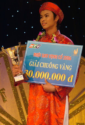 Võ Minh Lâm đạt danh hiệu Chuông vàng vọng cổ đầu tiên ở tuổi 17 - Ảnh: HTV