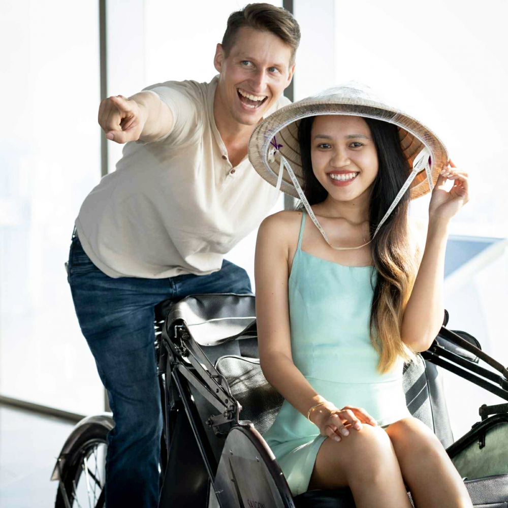 Thu Thảo và người chồng nước ngoài  - Ảnh do  nhân vật cung cấp 