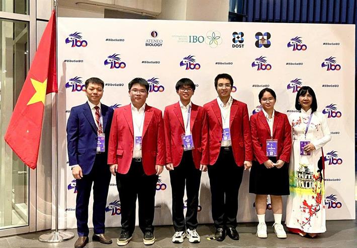  Đội tuyển quốc gia Việt Nam tham dự Olympic Sinh học Quốc tế năm 2025 - Ảnh: MOET