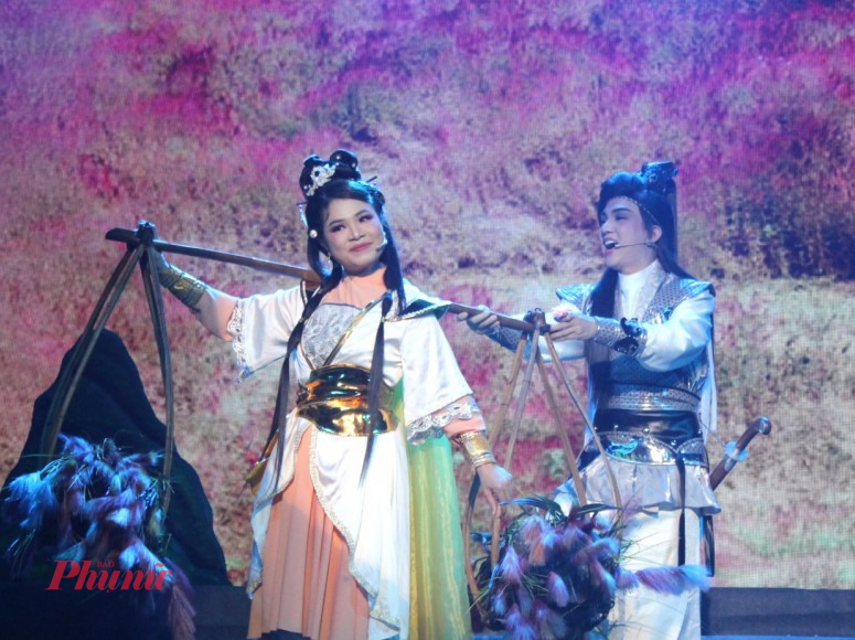 NSƯT Ngọc Đợi và vai diễn mới nhất là Oanh Kiều trong vở cải lương nổi tiếng Gánh cỏ sông Hàn - Ảnh: Ngọc Tuyết