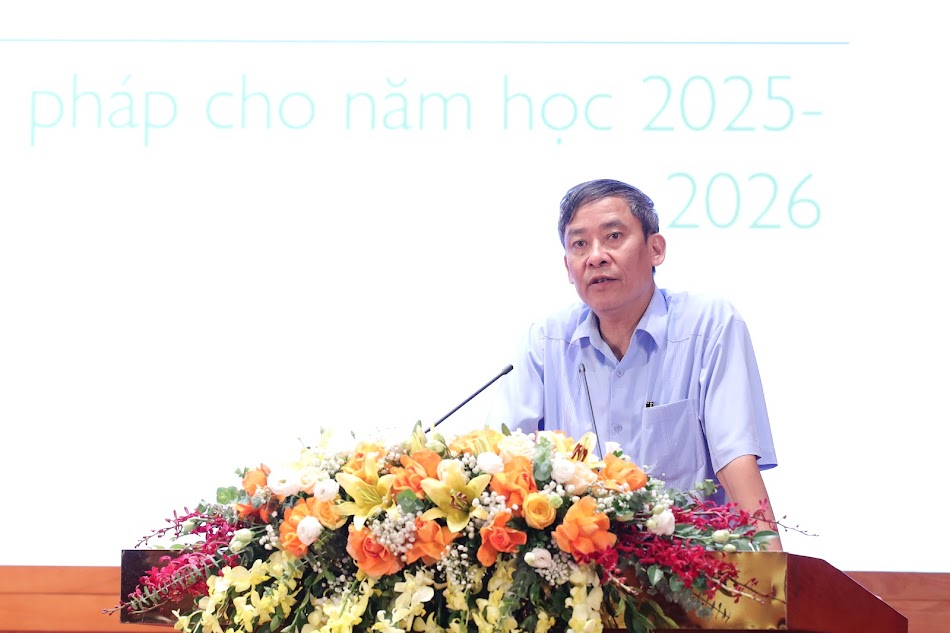 Cục trưởng Vũ Minh Đức trình bày tại hội nghị. Ảnh: Trần Hiệp