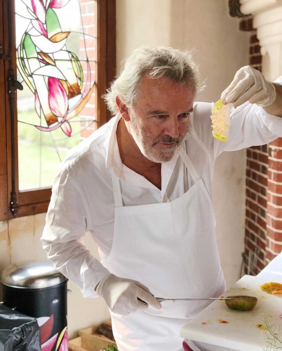 Đầu bếp Alain Passard là người tiên phong trong việc loại bỏ thịt ra khỏi thực đơn của nhà hàng để thúc đẩy phong trào ăn uống lành mạnh bằng các sản phẩm từ thực vật - Ảnh: 