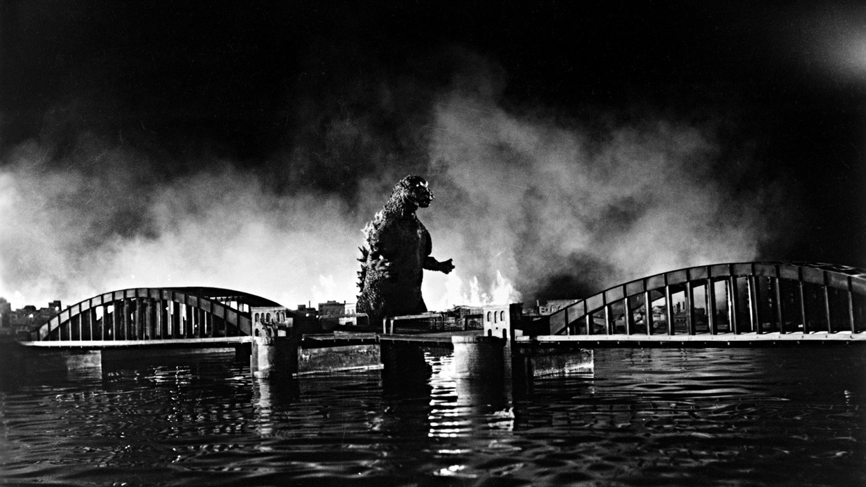 Quái vật Godzilla ra mắt trong bộ phim điện ảnh cùng tên của hãng Toho (Nhật Bản)phát hành năm 1954