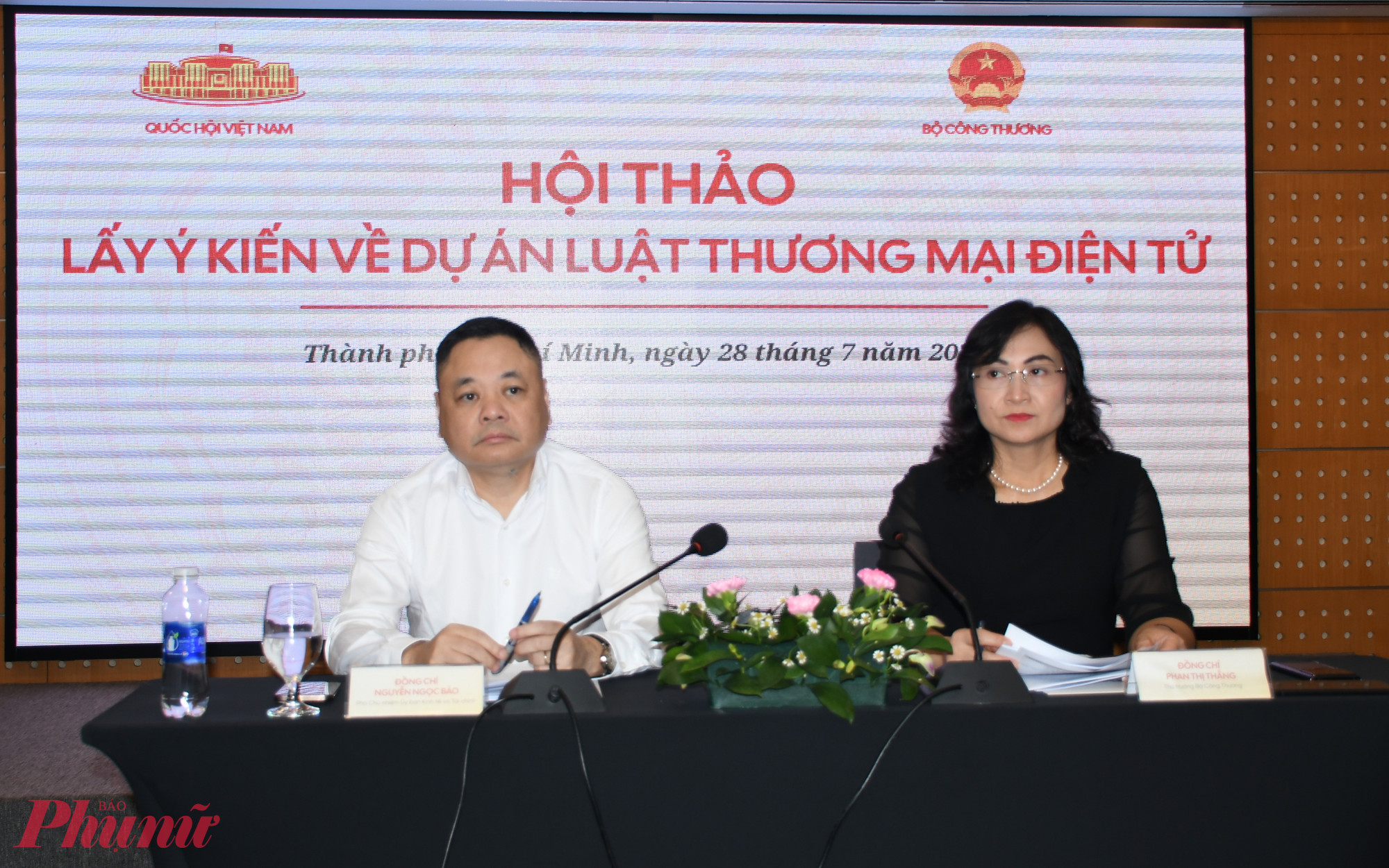 Dự thảo Luật đưa ra nhiều nội dung cụ thể về trách nhiệm của nền tảng thương mại điện tử và hoạt động livestream bán hàng