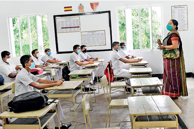 Sri Lanka chứng kiến 20.000 học sinh bỏ học mỗi năm - Ảnh: Getty image