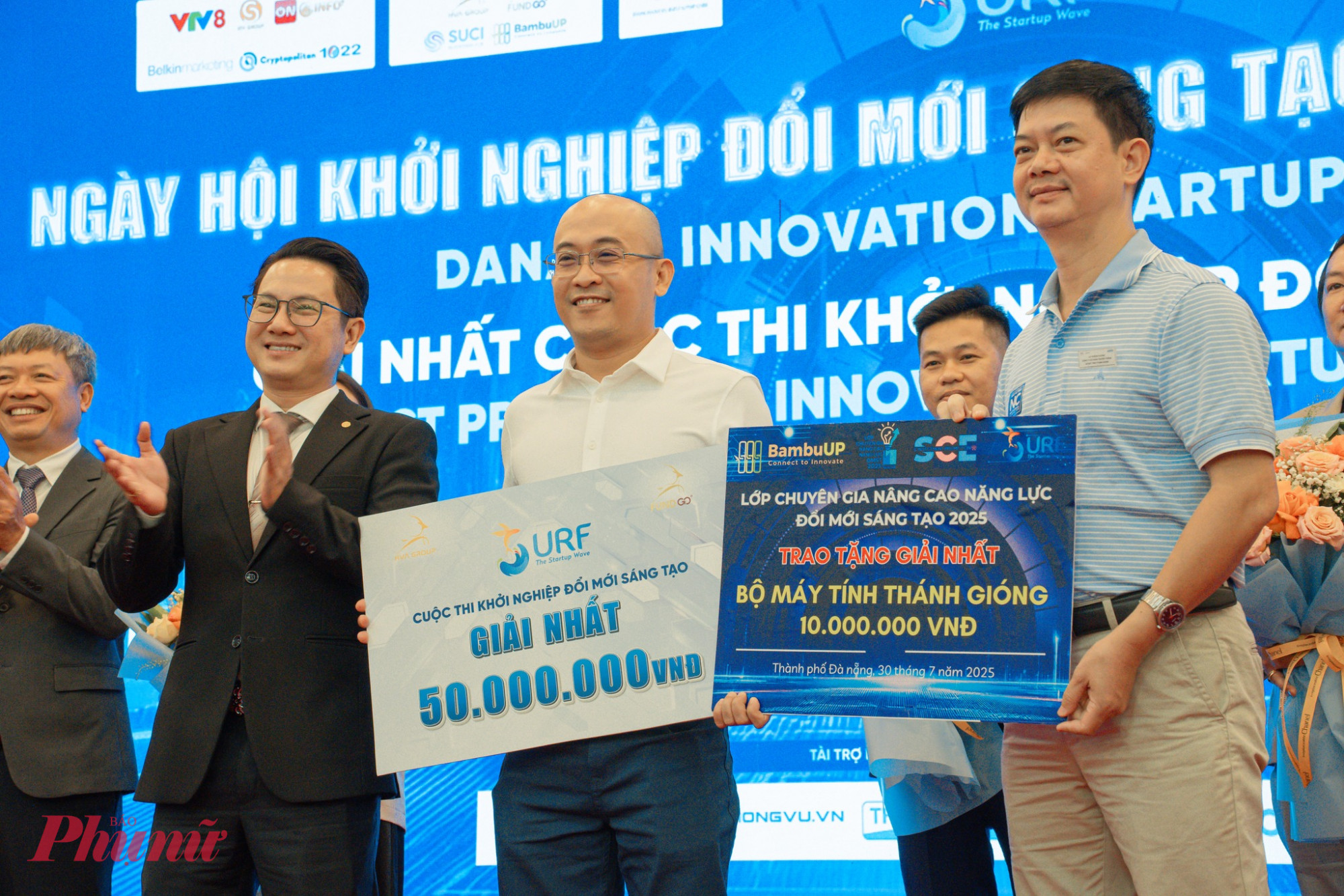 UBND thành phố Đà Nẵng đã trao giải Nhất cuộc thi Khởi nghiệp đổi mới sáng tạo 2025 cho dự án LocalLife.Asia – Nền tảng du lịch cộng đồng bền vững