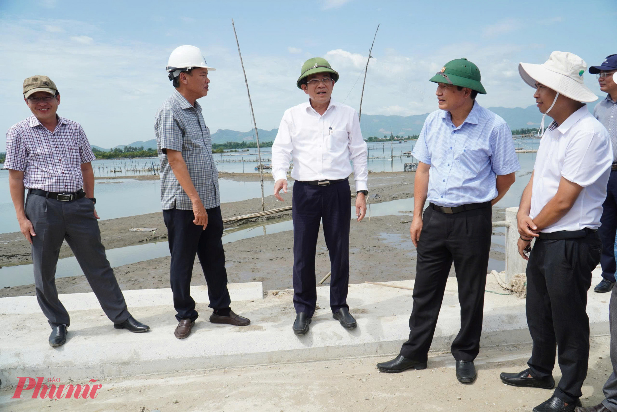 Phó chủ tịch UBND TP Đà Nẵng Trần Nam Hưng kiểm tra thực tế các dự án