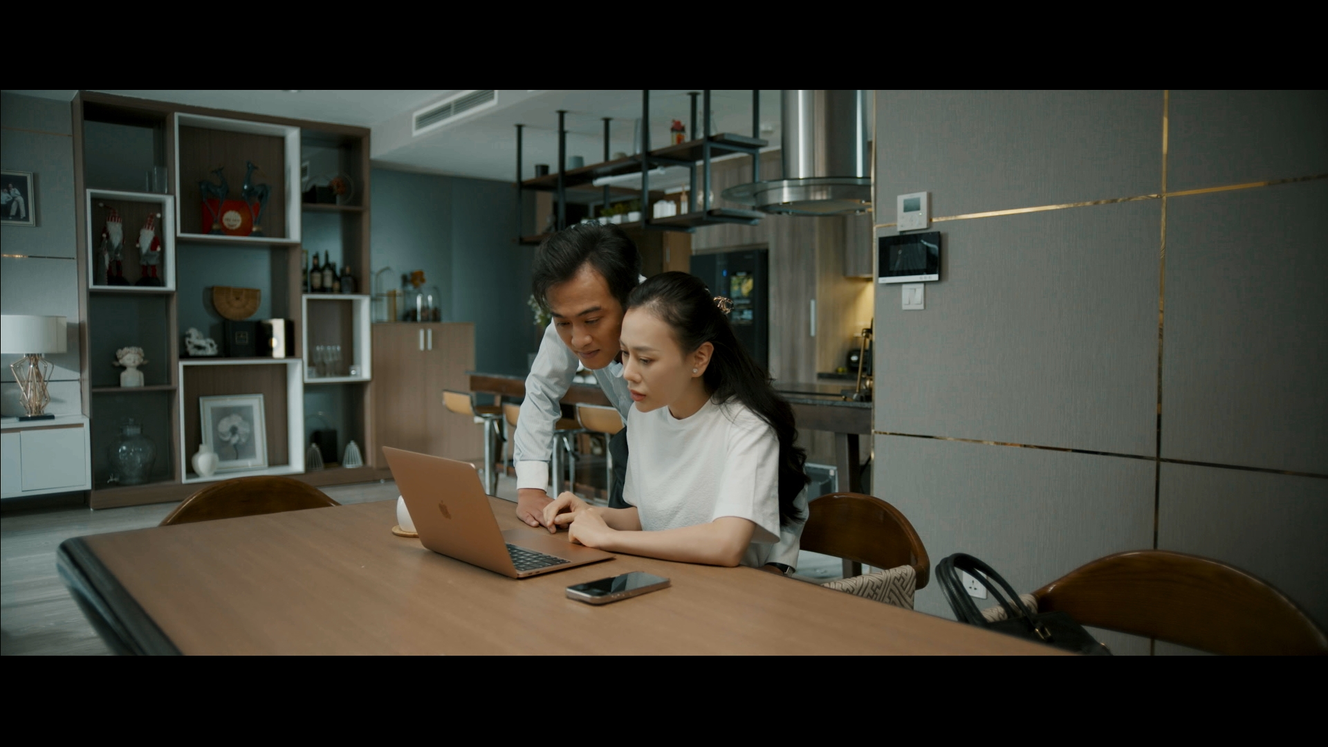 Phương Oanh và Doãn Quốc Đam tái hợp lần thứ 3 trên màn ảnh nhỏ