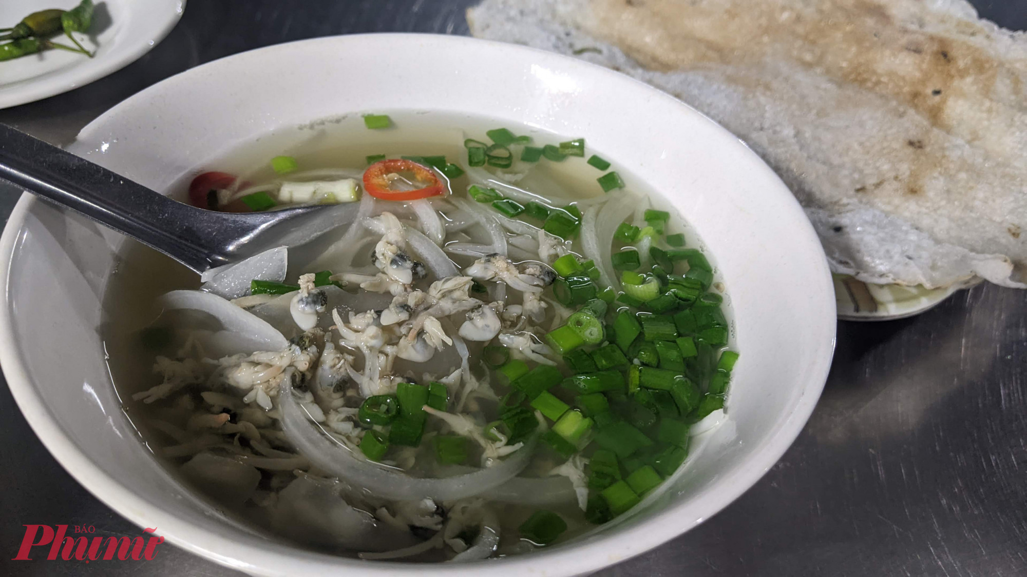 Tô don không trứng để cảm nhận trọn vẹn hương vị của món ăn