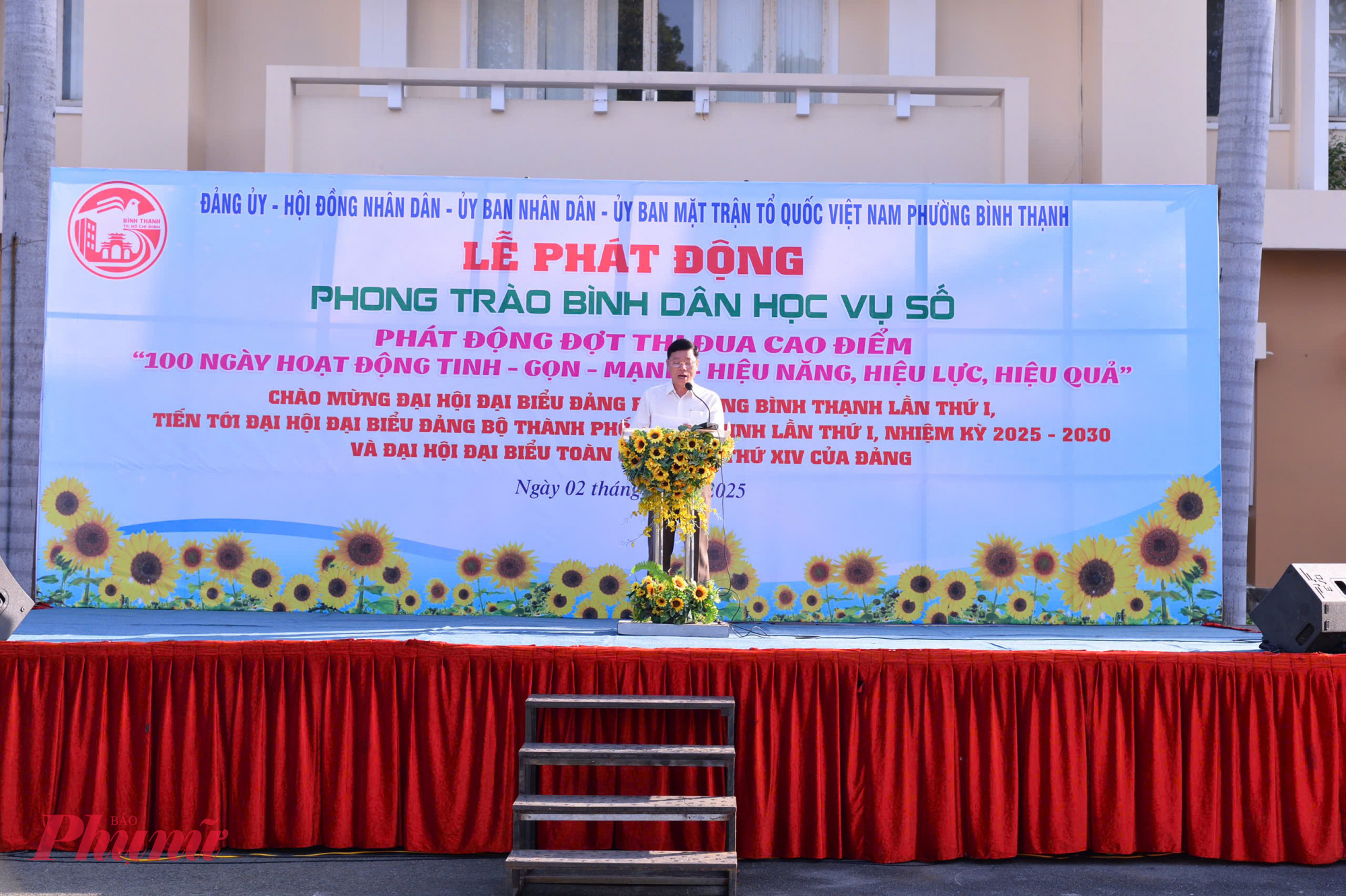 Ông Vũ Ngọc Tuất - Bí thư Đảng ủy - Chủ tịch hội đồng nhân dân phường, phát biểu tại sự kiện - Ảnh 