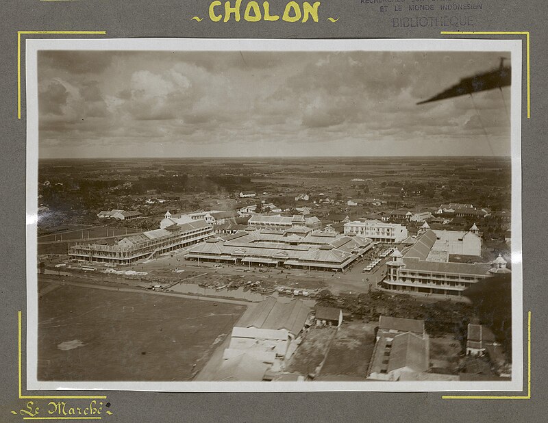 Chợ Bình Tây năm 1930. Ảnh tư liệu