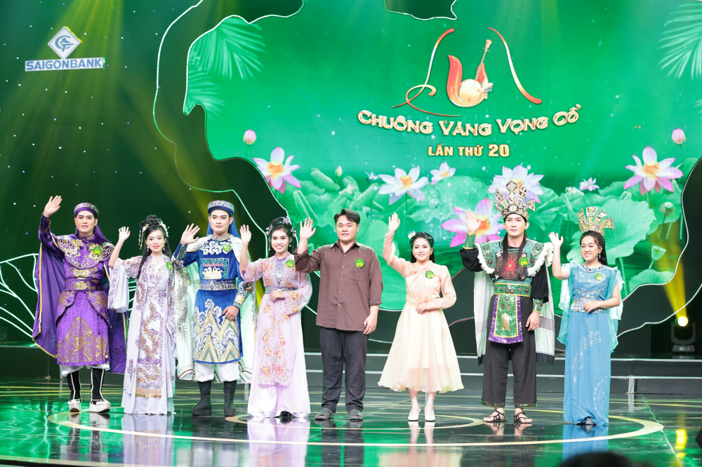 Lần đầu tiên, các thí sinh được bốc thăm chia cặp và dự thi trích đoạn cải lương ngay từ vòng tuyển chọn.