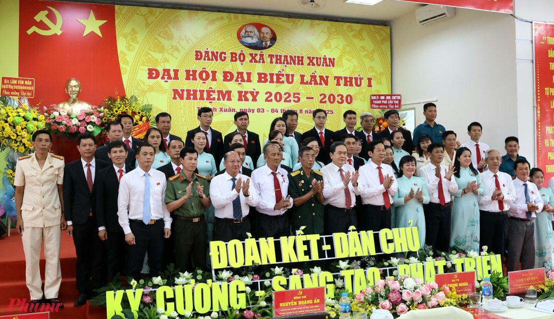 33 nhân sự tham gia Ban chấp hành Đảng bộ xã Thạnh Xuân khóa mới,