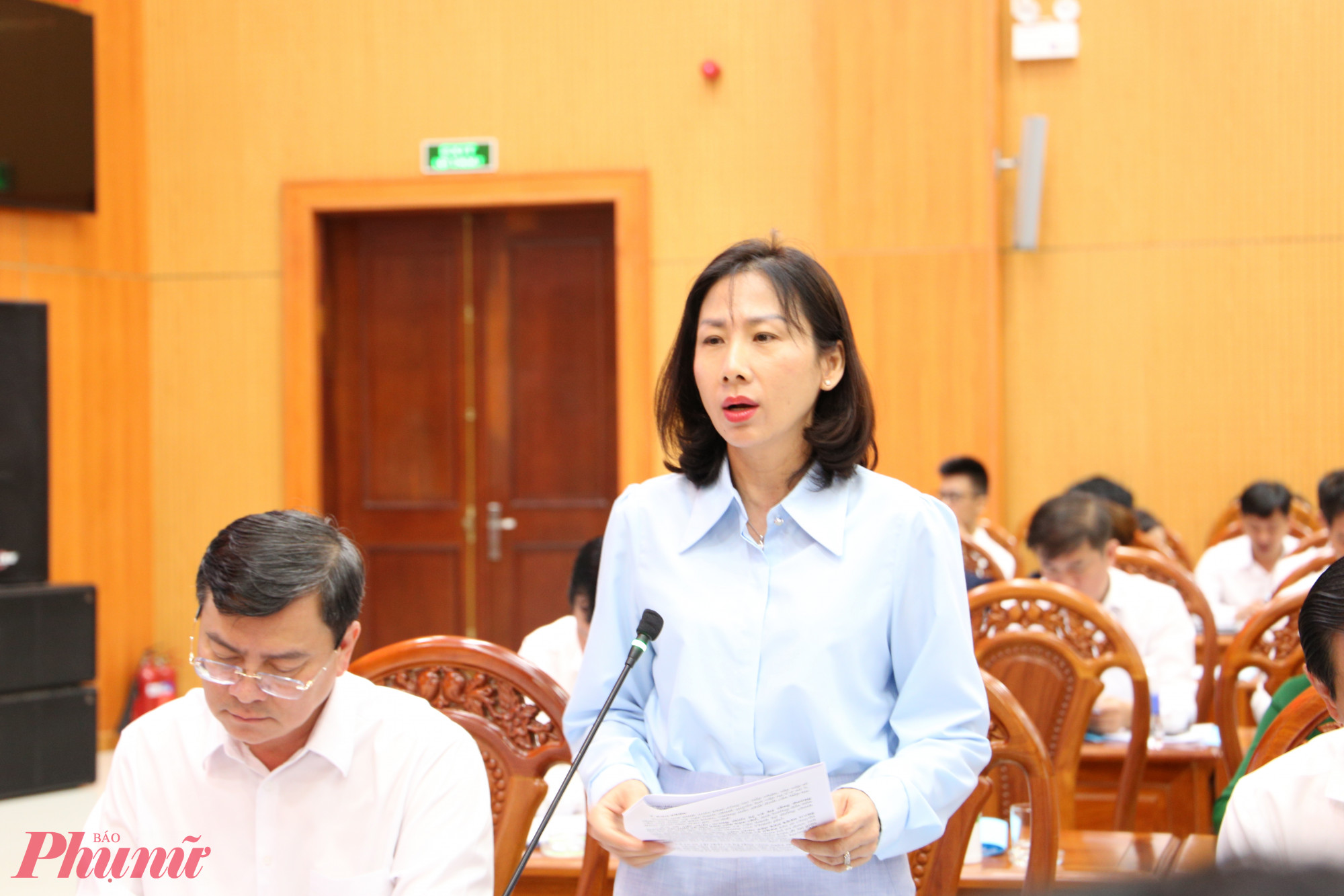 Xây dựng TPHCM theo mô hình “1 không gian, 3 vùng” 3.Bà Phạm Thị Thanh Hiền - Giám đốc Sở Nội vụ TPHCM - phát biểu tại buổi làm việc - Ảnh: Thanh Tâm
