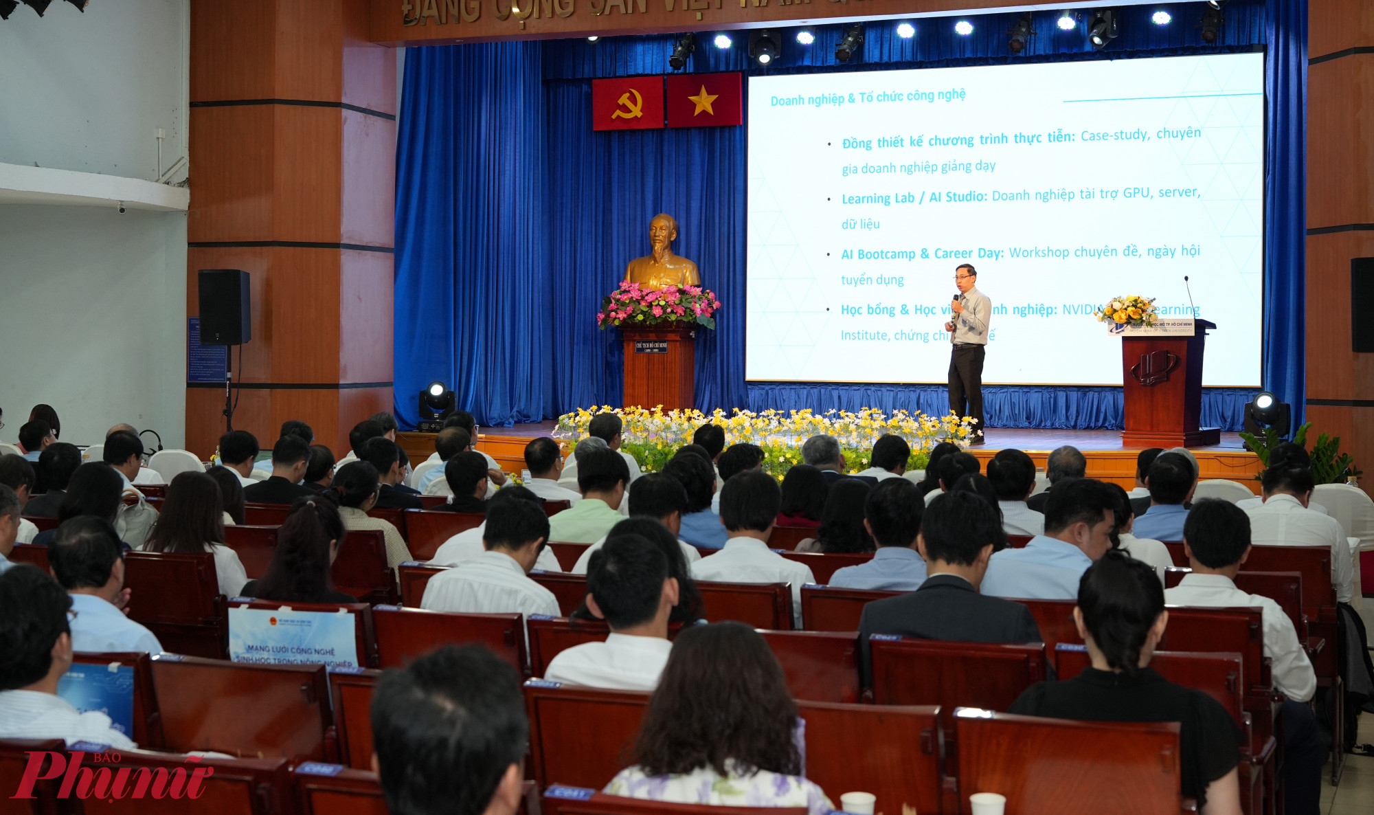 Các cơ sở giáo dục chủ trì các mạng lưới chia sẻ - Ảnh: Nguyễn Loan