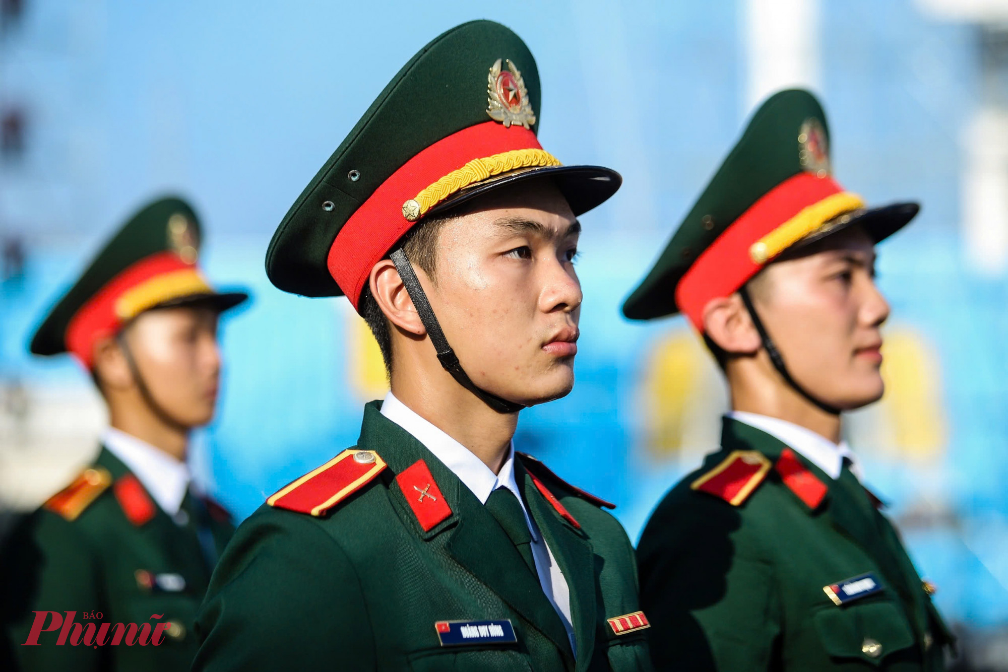Công tác chuẩn bị cho ít phút biểu diễn nhưng được luyện tập kỹ càng nhiều ngày. 