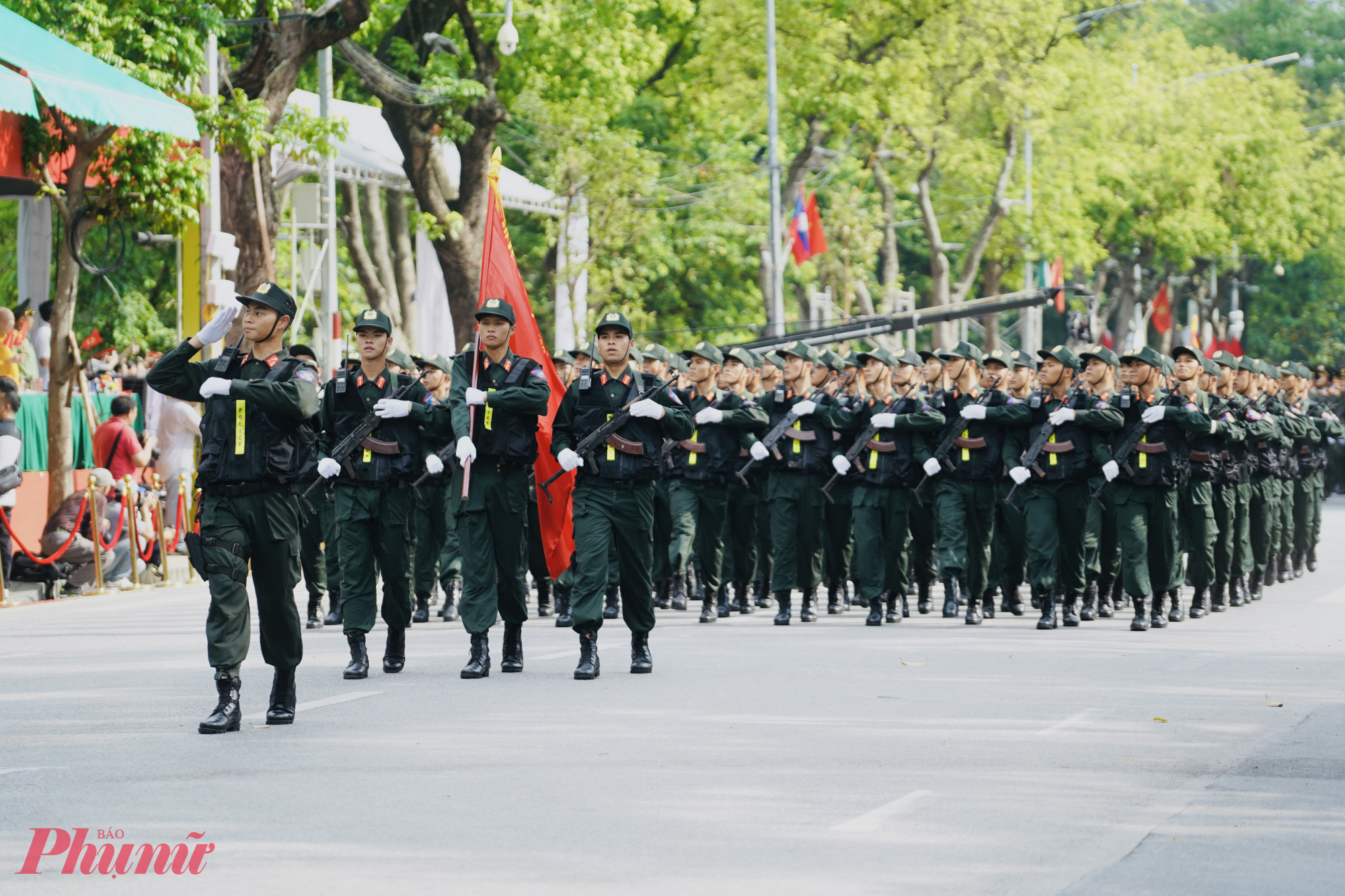 Lực lượng Cảnh sát cơ động (CSCĐ) tham gia diễu binh diễu hành.
