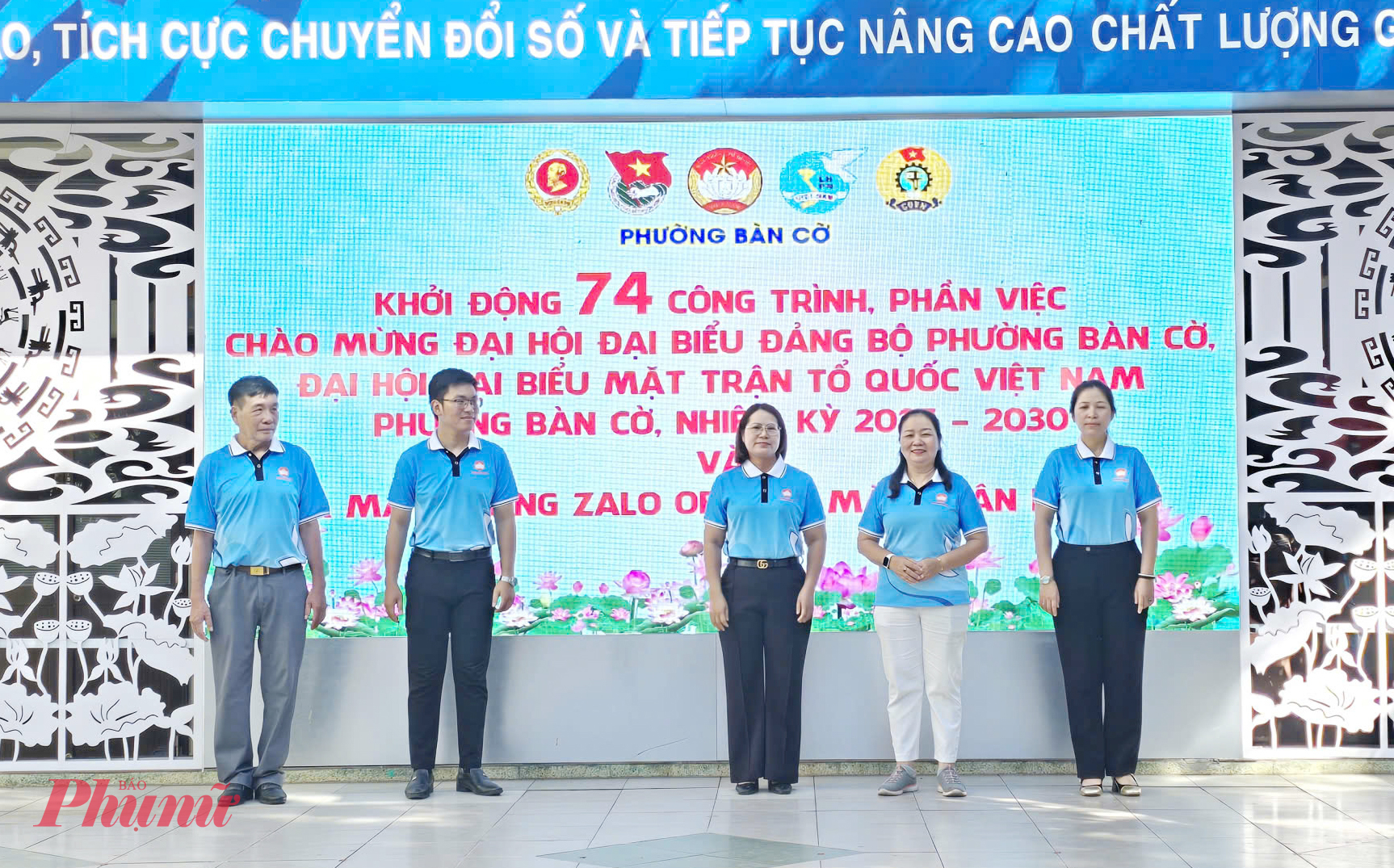 Theo đó, MTTQ phường và các tổ chức chính trị - xã hội phường, khu phố đã đăng ký 74 công trình, phần việc chào mừng Đại hội đại biểu Đảng bộ phường, Đại hội đại biểu MTTQ Việt Nam phường. 