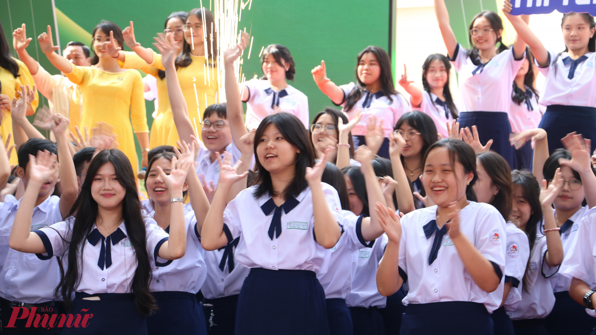 Học sinh Trường THPT Lê Quý Đôn - Ảnh: Trang Thư