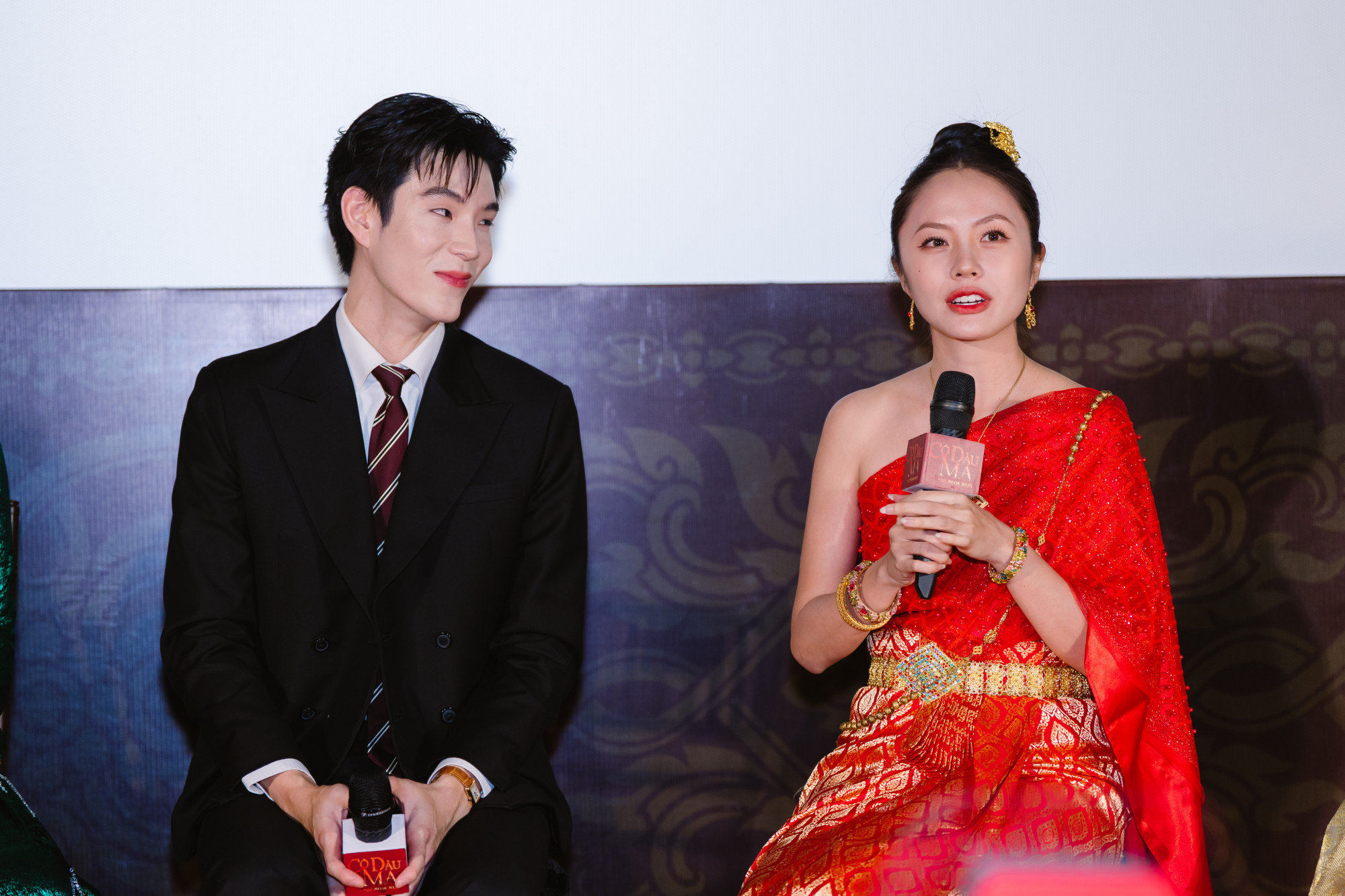 Rima Thanh Vy và nam chính J.J 