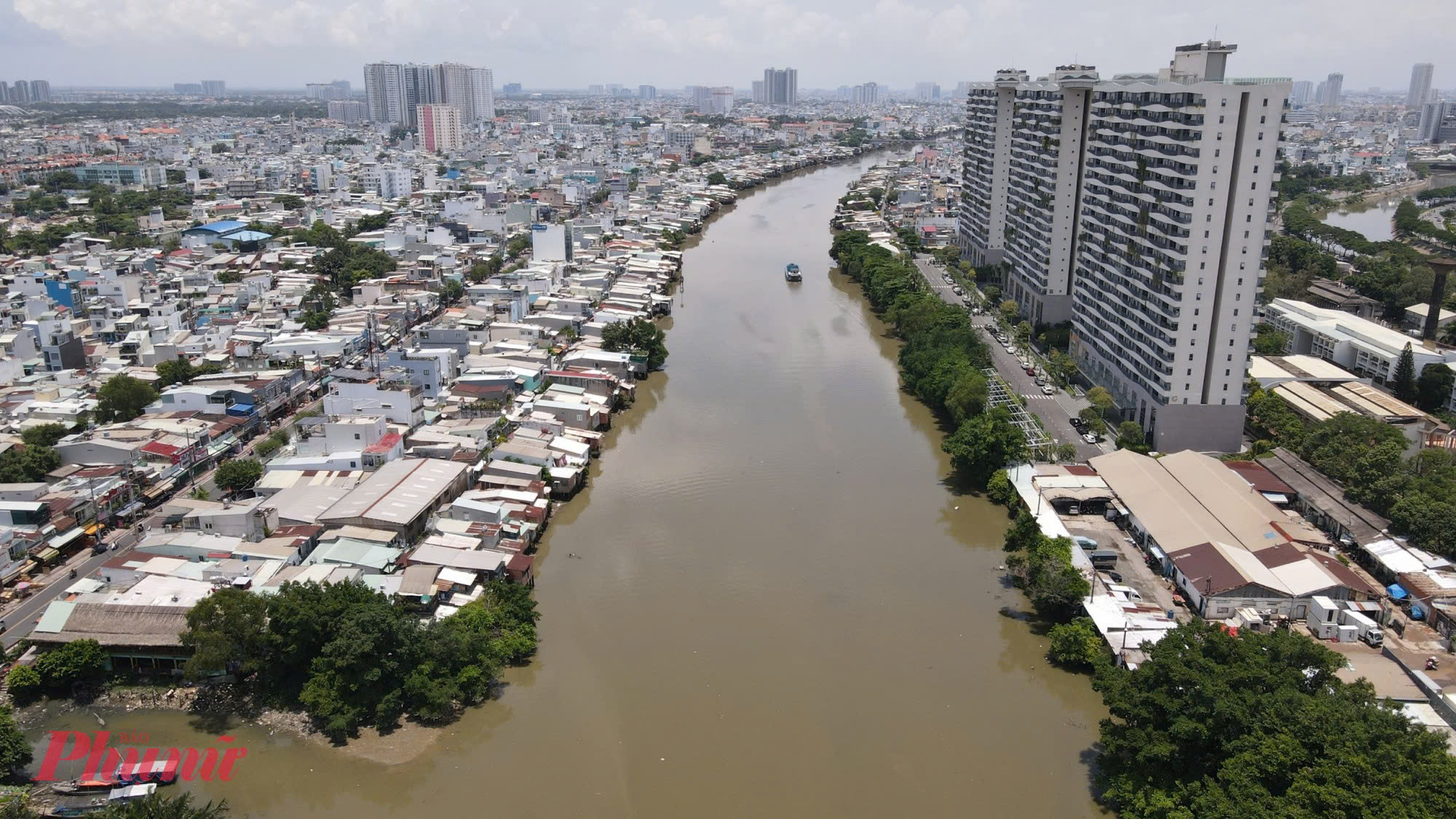 Bờ Bắc kênh Đôi - Ảnh Vũ Quyền.