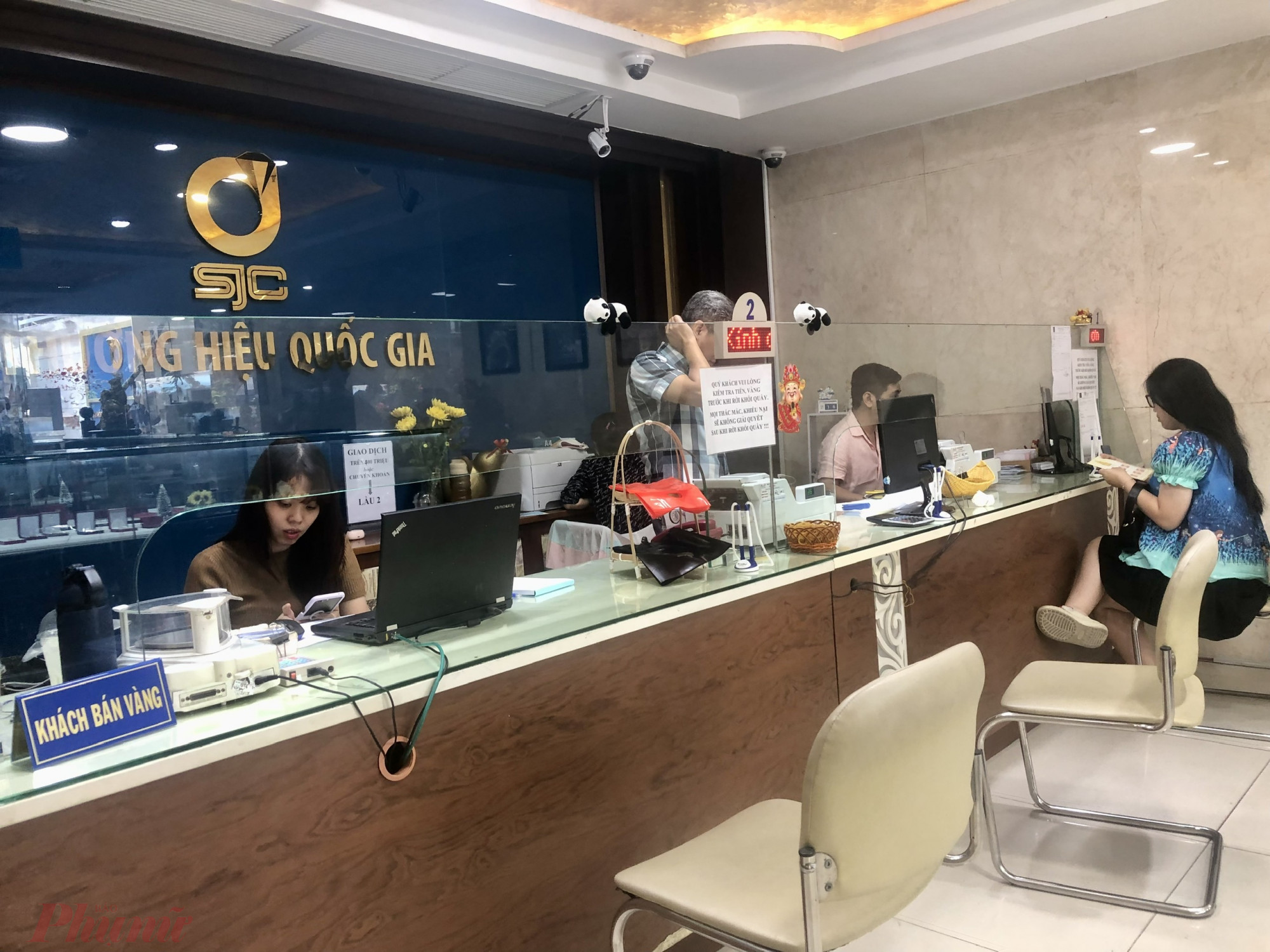 Giá vàng miếng SJC trong nước thường tăng rất mạnh so với giá vàng thế giới - Ảnh: Thanh Hoa