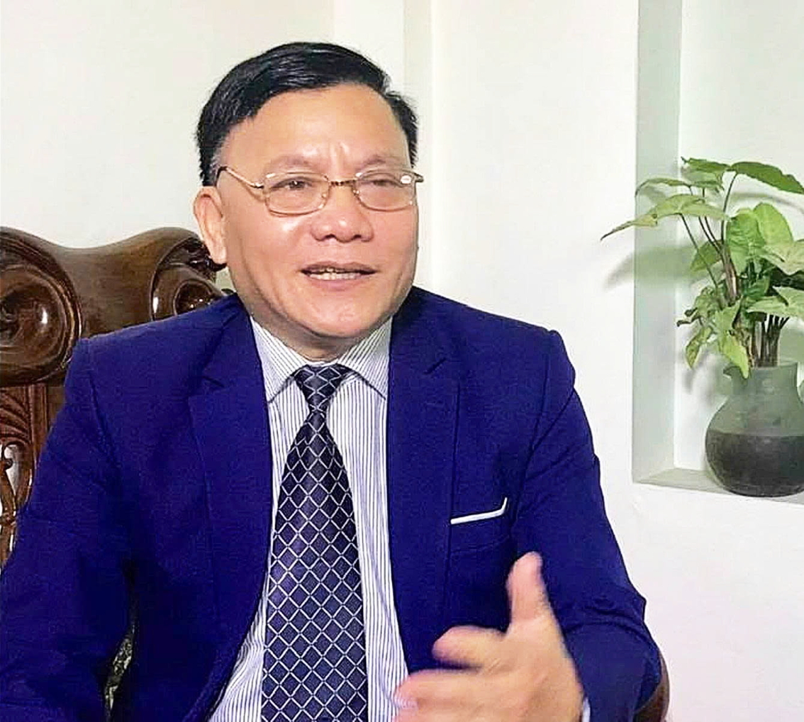 Tiến sĩ Trịnh Hòa Bình