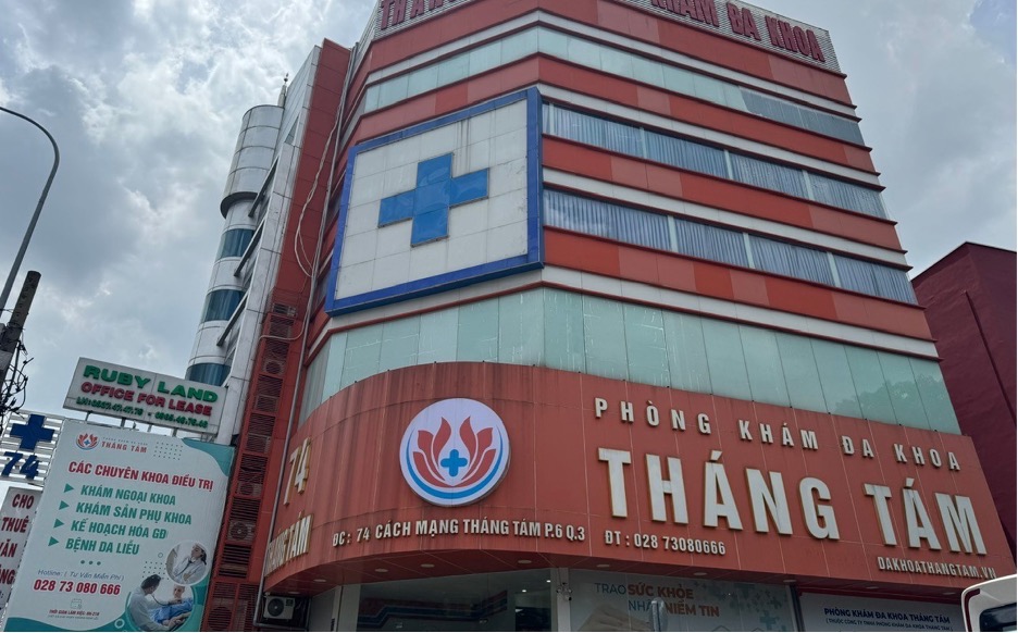 Phòng khám đa khoa Tháng Tám, ảnh SYT