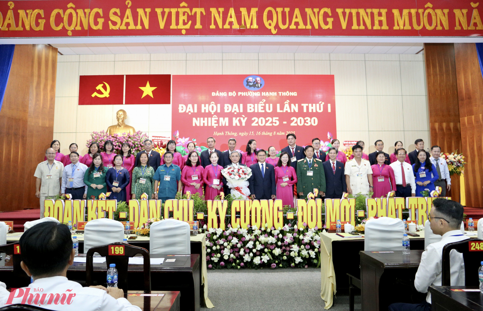 Đảng bộ phường Hạnh Thông ra mắt Ban chấp hành mới, nhiệm kỳ 2025 - 2030 - Ảnh: Thanh Tâm