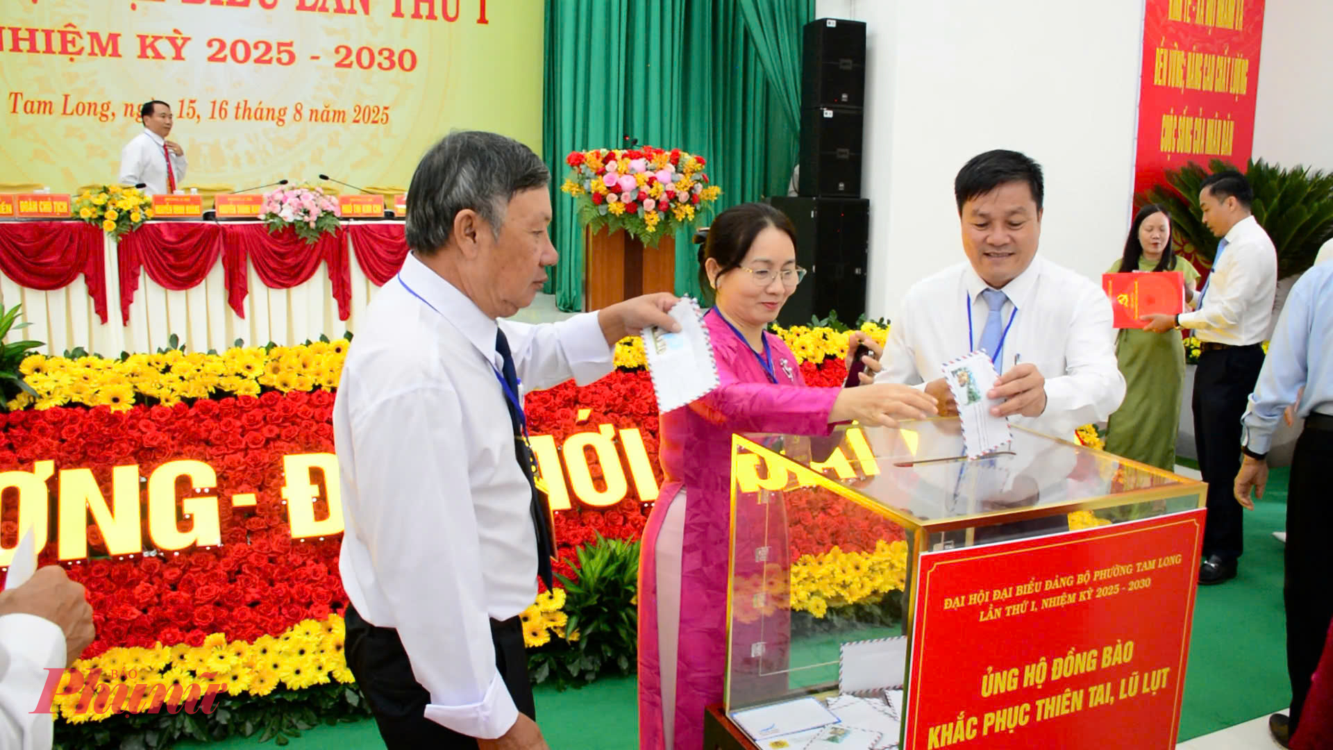  Tại đại hội, Đảng bộ phường Tam Long đã phát động toàn thể đại biểu đóng góp ủng hộ đồng bào khu vực miền núi và trung du Bắc bộ, Bắc Trung bộ bị thiệt hại do mưa, lũ.