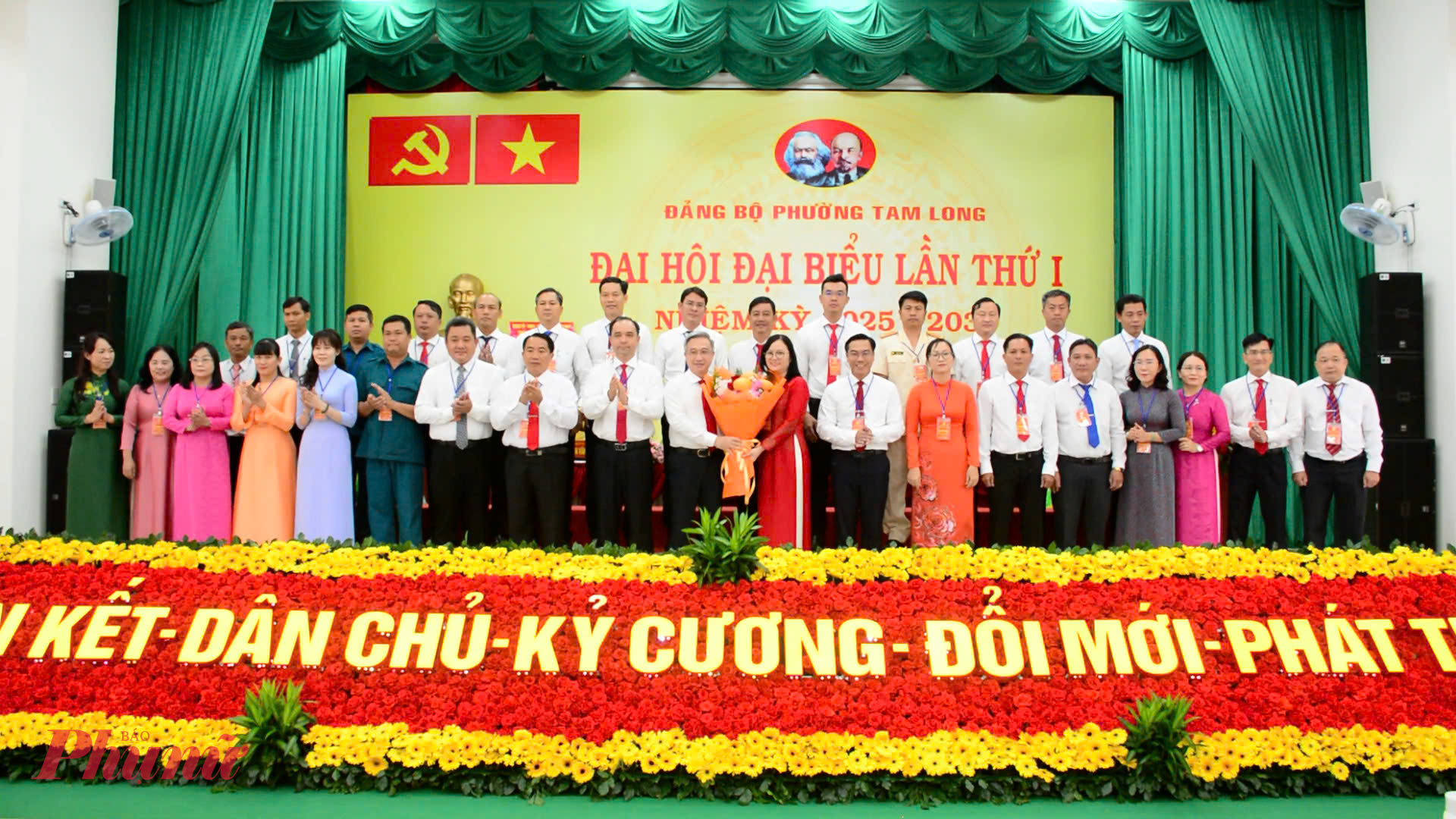 Đại hội ra mắt Ban Chấp hành Đảng bộ phường Tam Long khóa I, nhiệm kỳ 2025-2030 gồm 33 đồng chí và Ủy ban Kiểm tra Đảng ủy phường gồm 5 đồng chí. Đồng chí Nguyễn Minh Hoàng được chỉ định làm Bí thư Đảng ủy phường Tam Long.