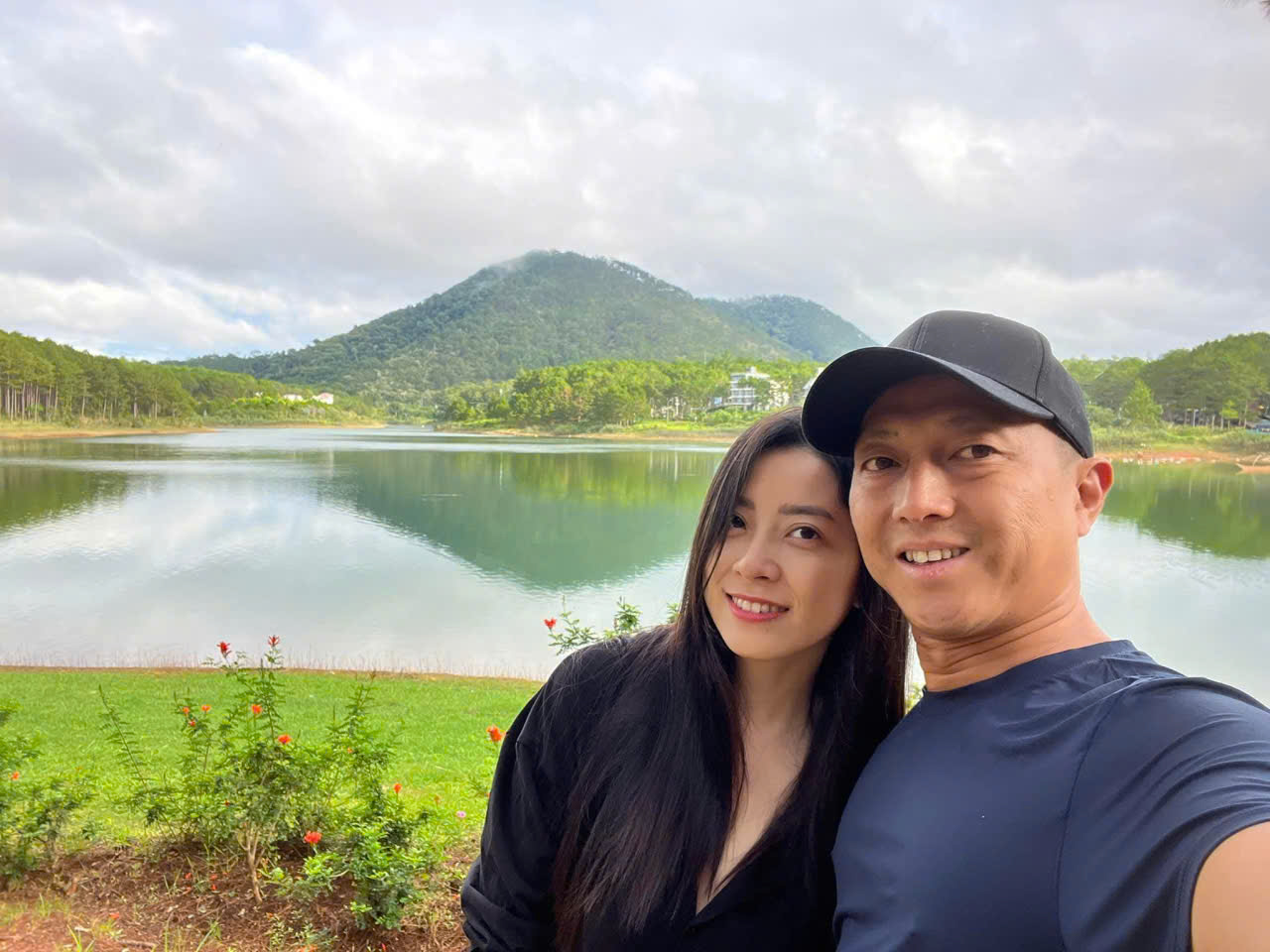 12 năm đồng hành, vợ chồng anh Bằng chị Nhiên luôn điều chỉnh để phù hợp với mảnh ghép còn lại - Ảnh do nhân vật cung cấp