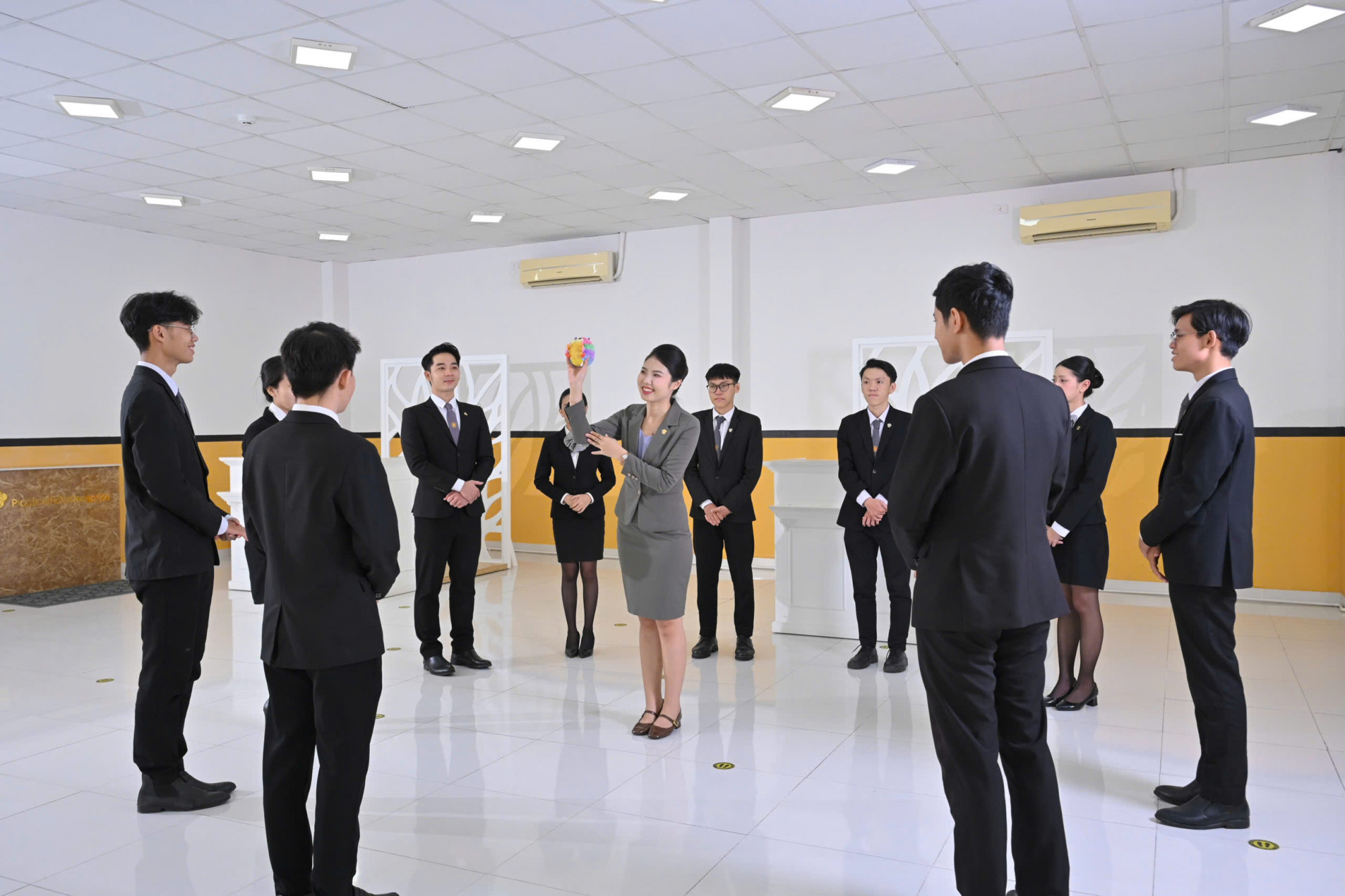 Học viên Ngành Quản lý và kinh doanh khách sạn - Ảnh: Nhà trường cung cấp
