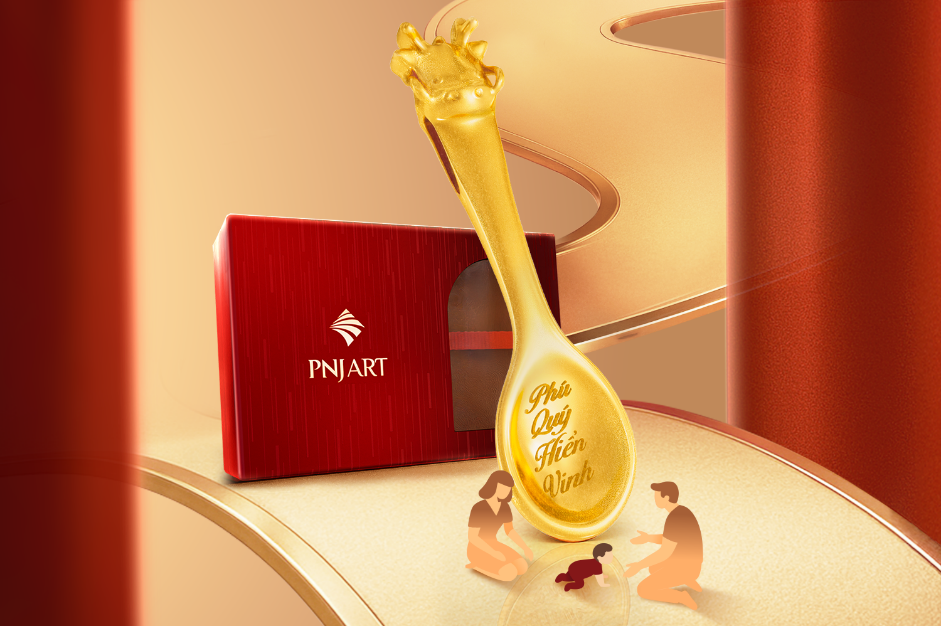 Thìa Vàng Đại Phúc - quà mừng đầy tháng, thôi nôi đẳng cấp, lưu giữ khởi đầu đầy phúc lành cho con trẻ - Ảnh: PNJ