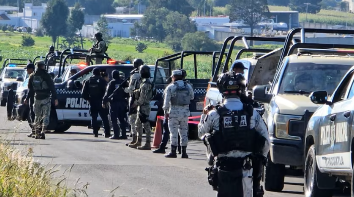 Chính quyền Mexico đang điều tra vụ phát hiện sáu đầu người bị cắt rời được tìm thấy giữa các bang Puebla và Tlaxcala. Cuarto de Guerra Tlaxcala