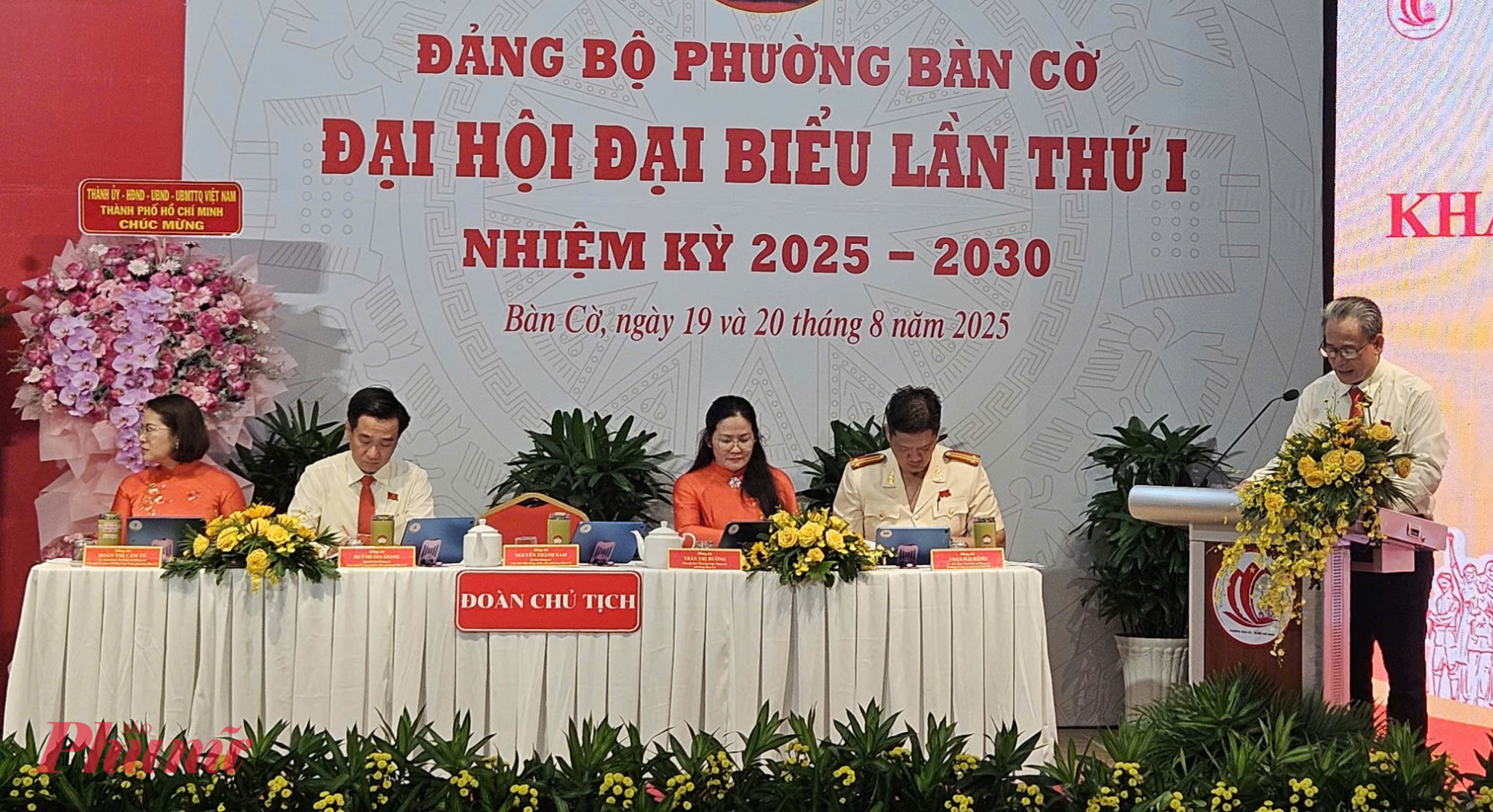Ông Nguyễn Thành Nam - Bí thư Đảng ủy phường Bàn Cờ phát biểu khai mạc Đại hội