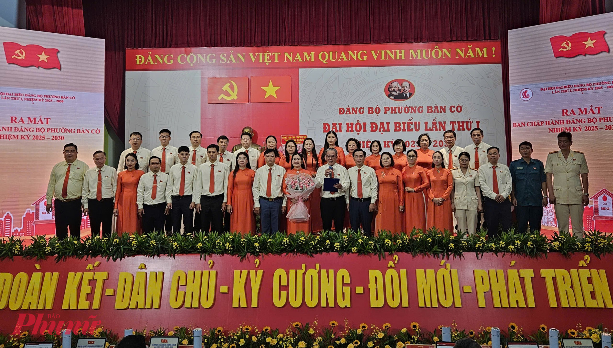 Ban chấp hành Đảng bộ phường Bàn Cờ nhiệm kỳ 2025-2030