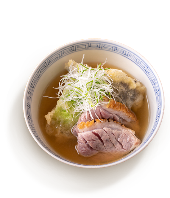 Gochisou Nene  xuất hiện trong cẩm nang Michelin Kyoto/Osaka 2024. Ở đây có7 loại tempura (hải sản, thịt, rau củ được tẩm bột chiên giòn), 3 loại oden (canh hầm truyền thống),  rượu sake … Địa chỉ: tòa nhà Yasuda 2F, 5-3-22 Tenjinbashi, Kita-ku, Thành phố Osaka - Ảnh Gochisou Nene